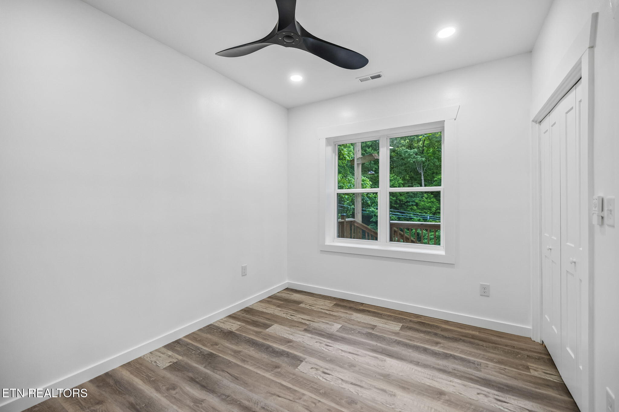 213 Hidden Valley Road Clinton TN 37716