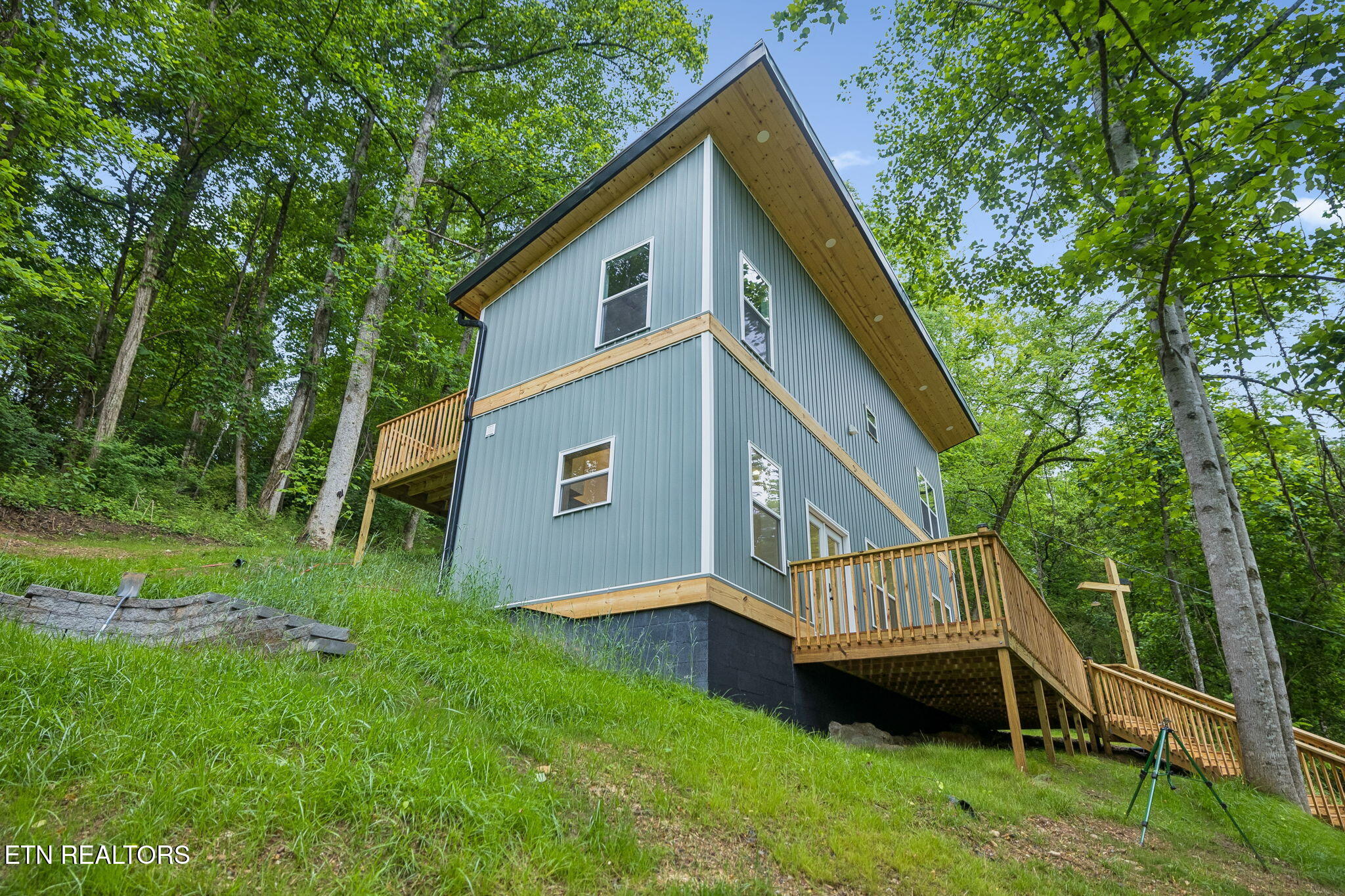 213 Hidden Valley Road Clinton TN 37716