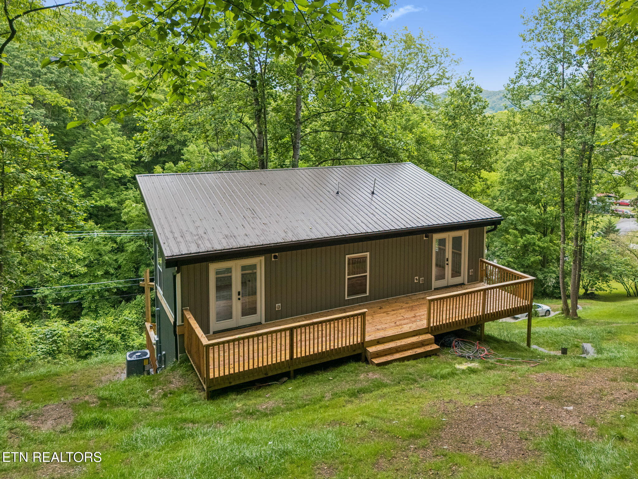 213 Hidden Valley Road Clinton TN 37716