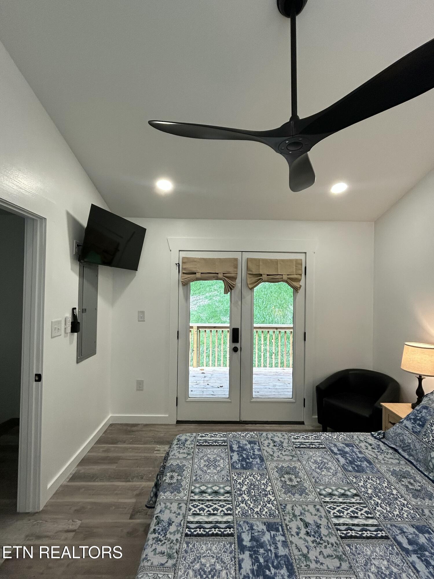 213 Hidden Valley Road Clinton TN 37716