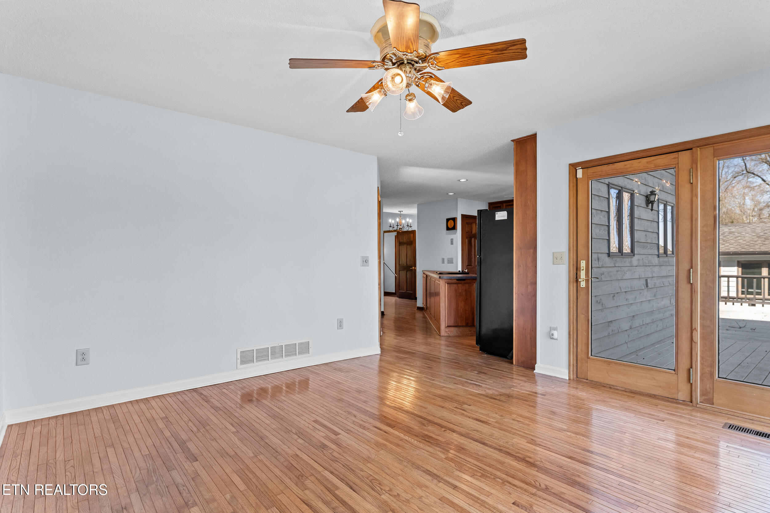 600 Donaldson Light Lane Lenoir City TN 37772