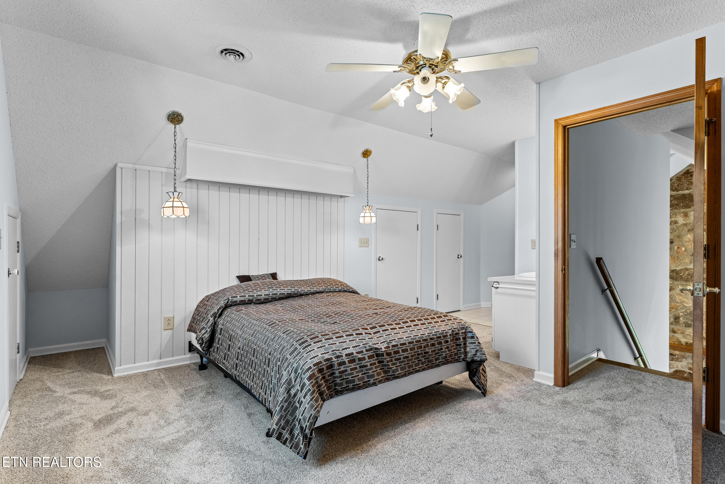 600 Donaldson Light Lane Lenoir City TN 37772