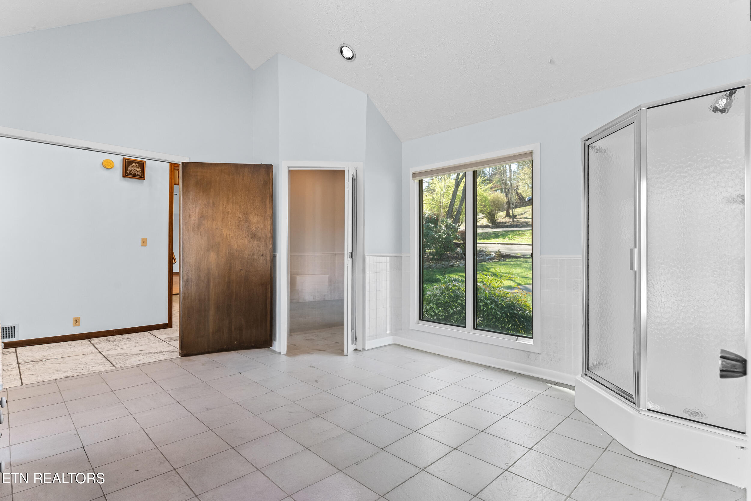 600 Donaldson Light Lane Lenoir City TN 37772