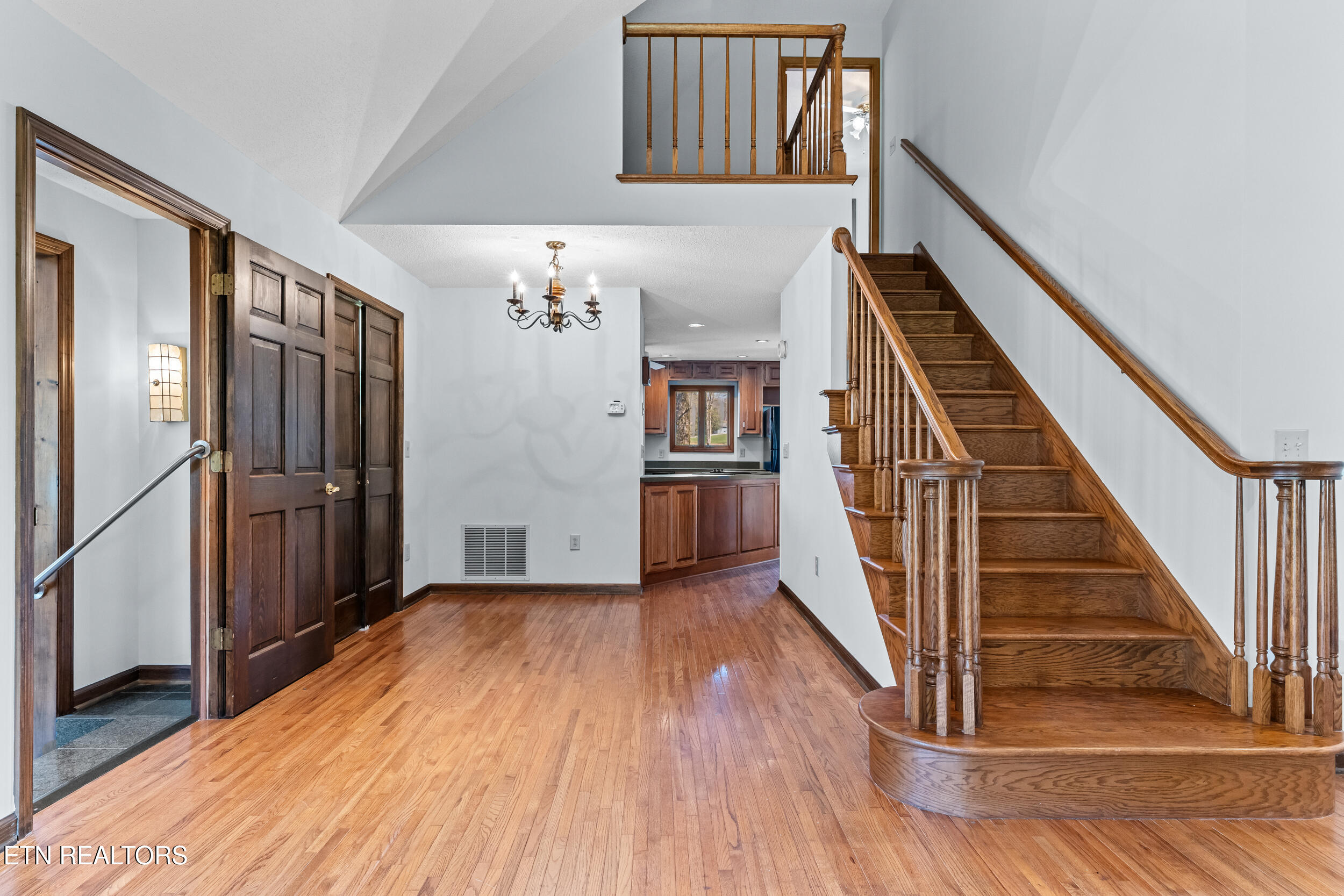 600 Donaldson Light Lane Lenoir City TN 37772