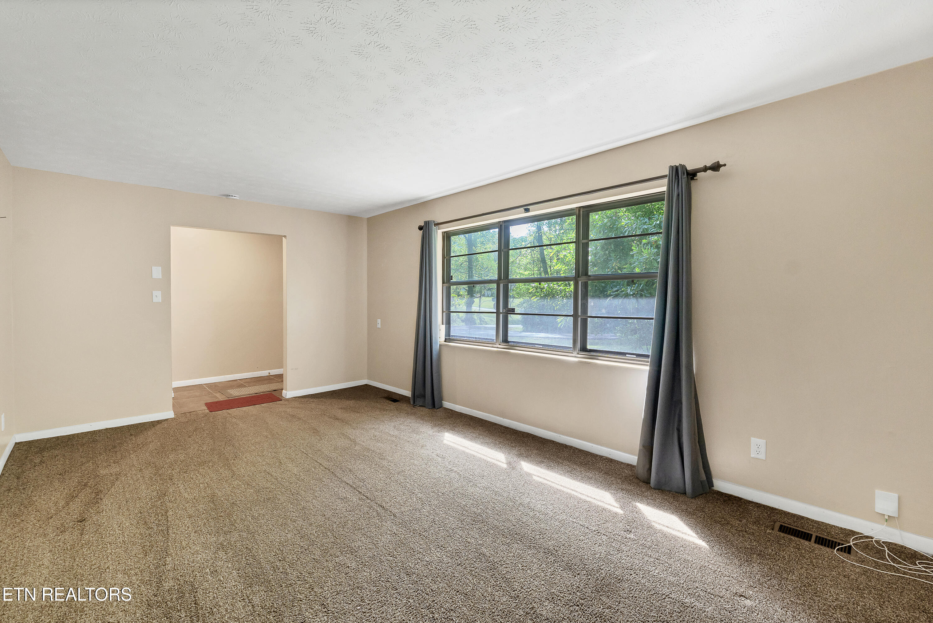 2701 Smallwood Drive Knoxville TN 37920