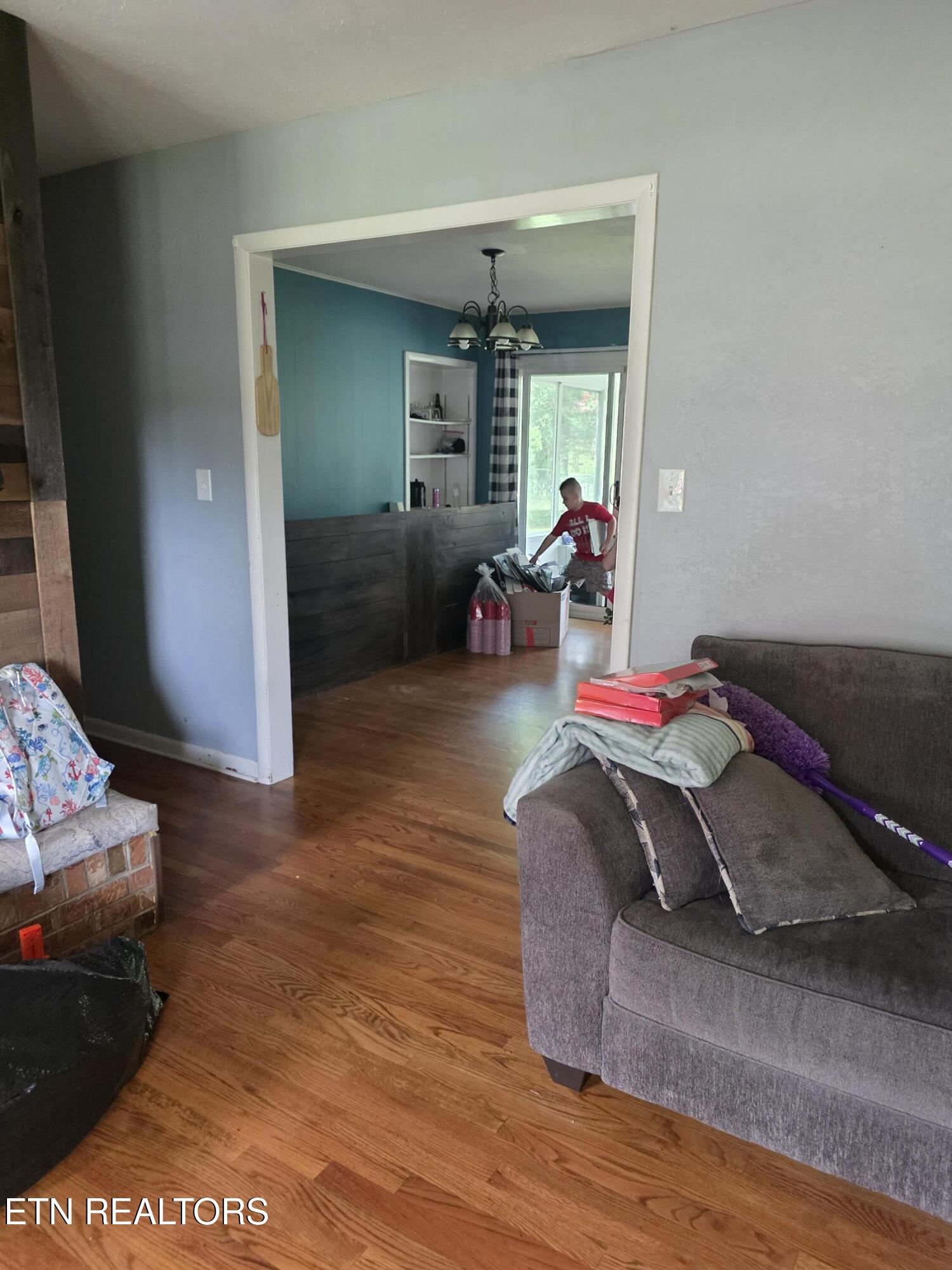 1283 Laurel Road Clinton TN 37716