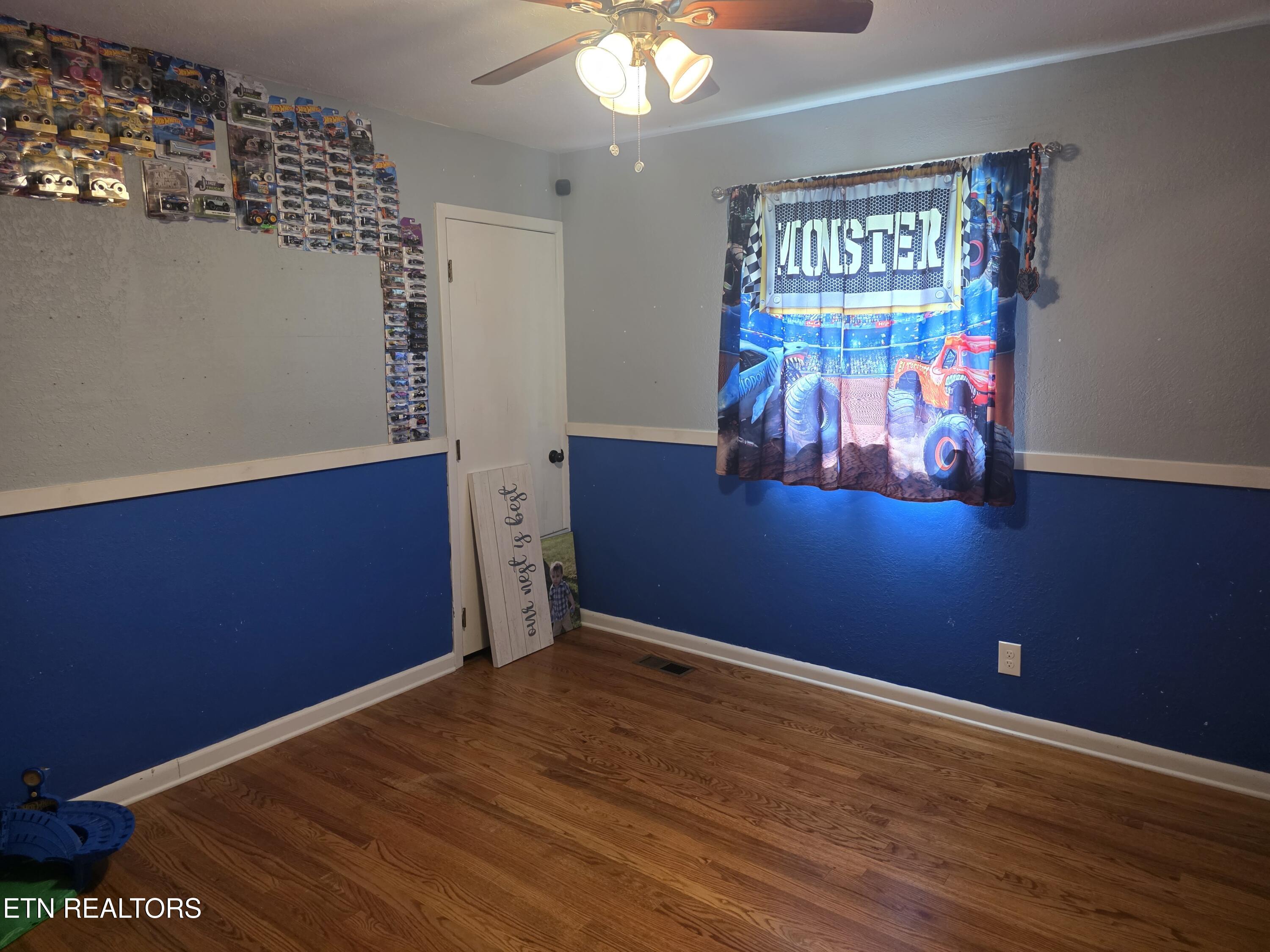 1283 Laurel Road Clinton TN 37716