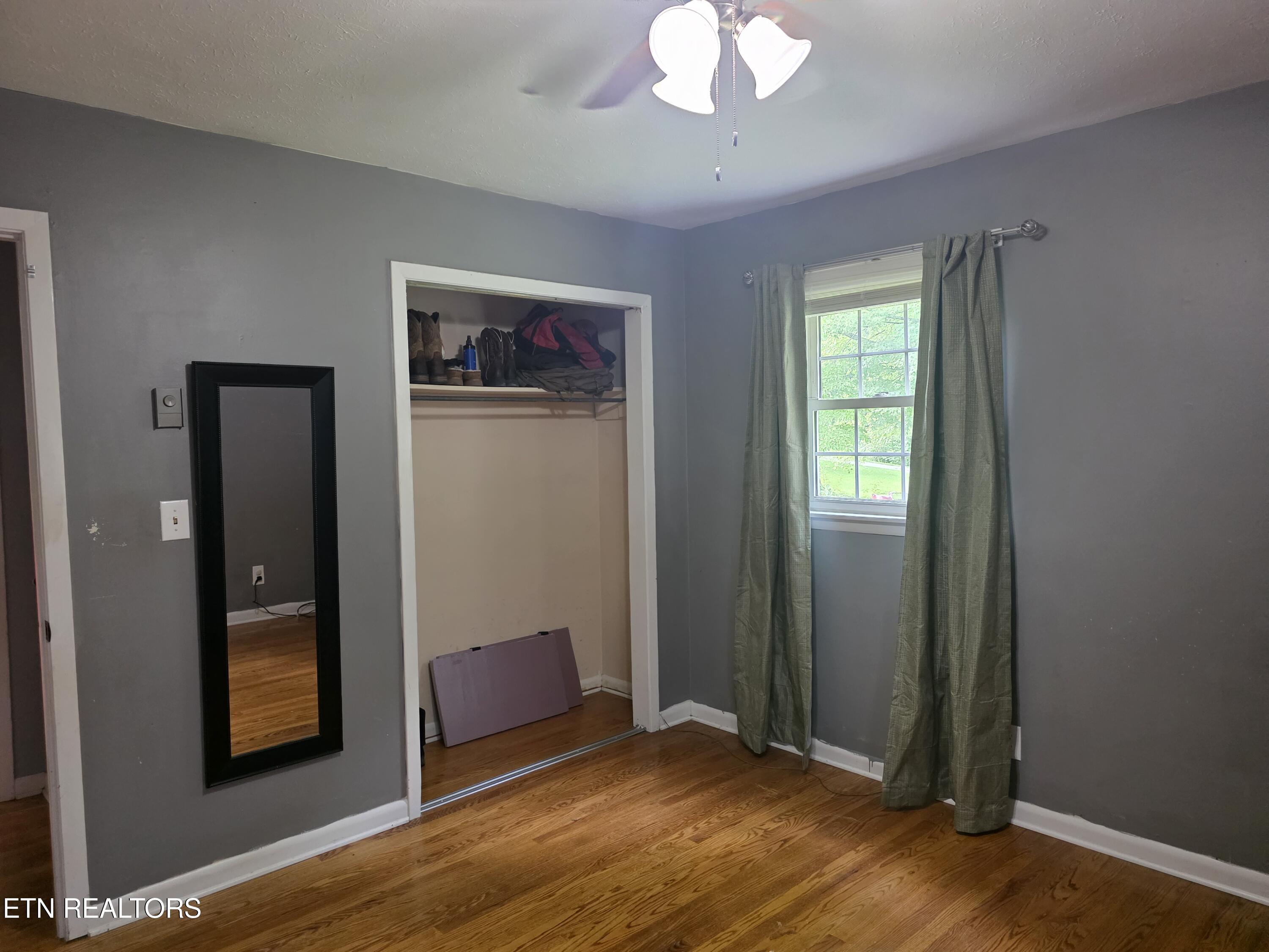 1283 Laurel Road Clinton TN 37716