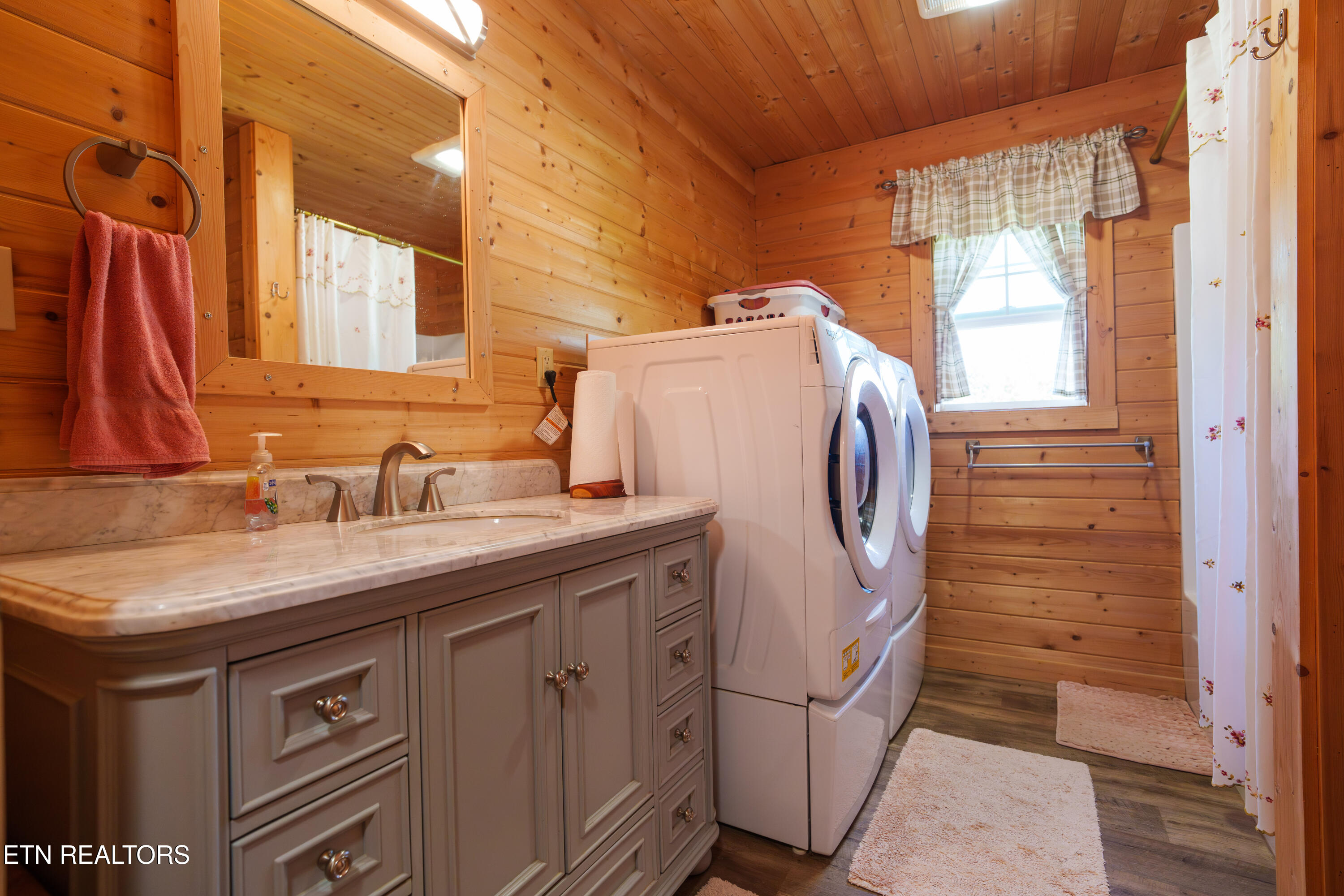 1302 Cummingsville/sparkmantown Road Doyle TN 38559