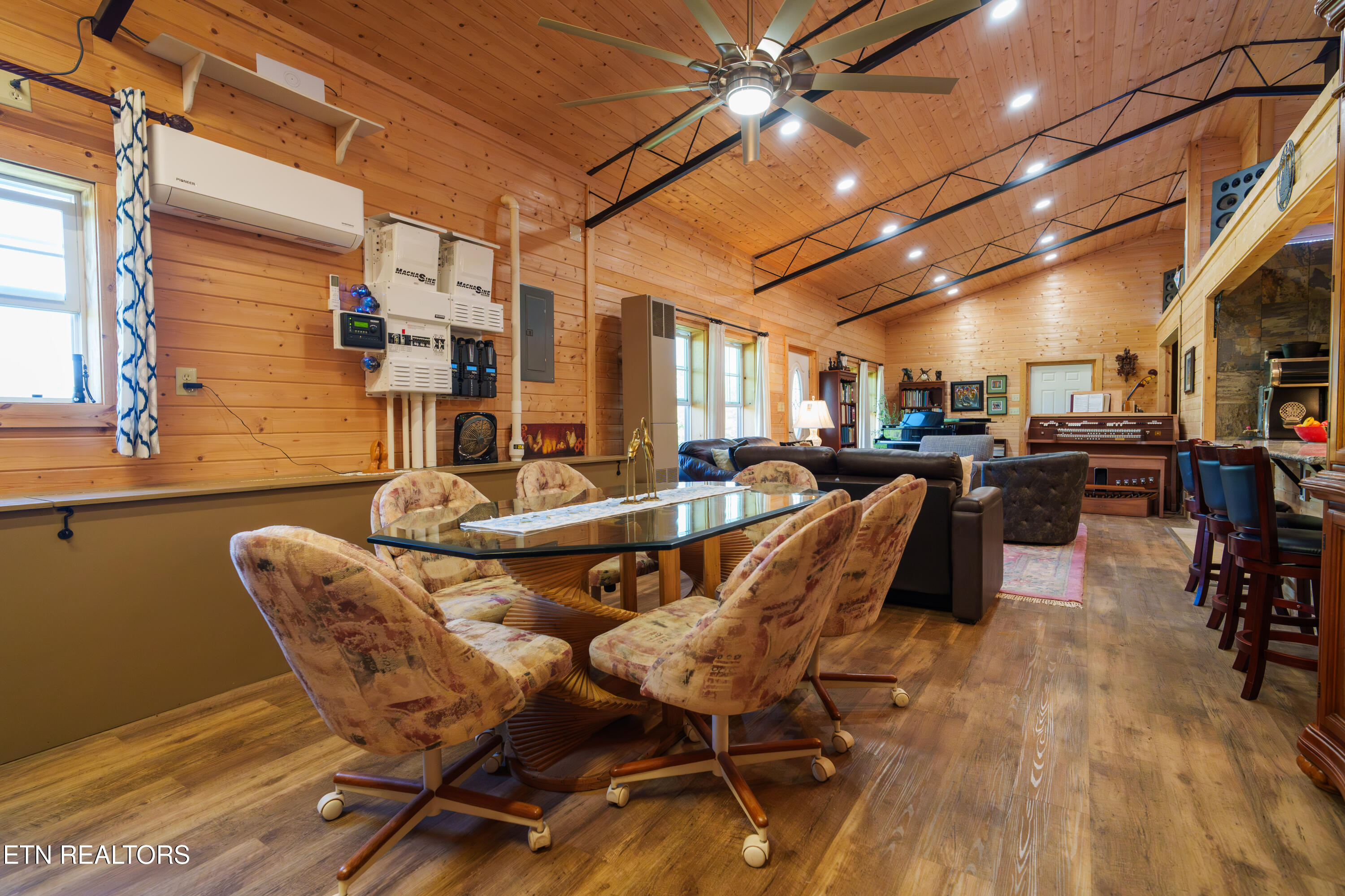 1302 Cummingsville/sparkmantown Road Doyle TN 38559