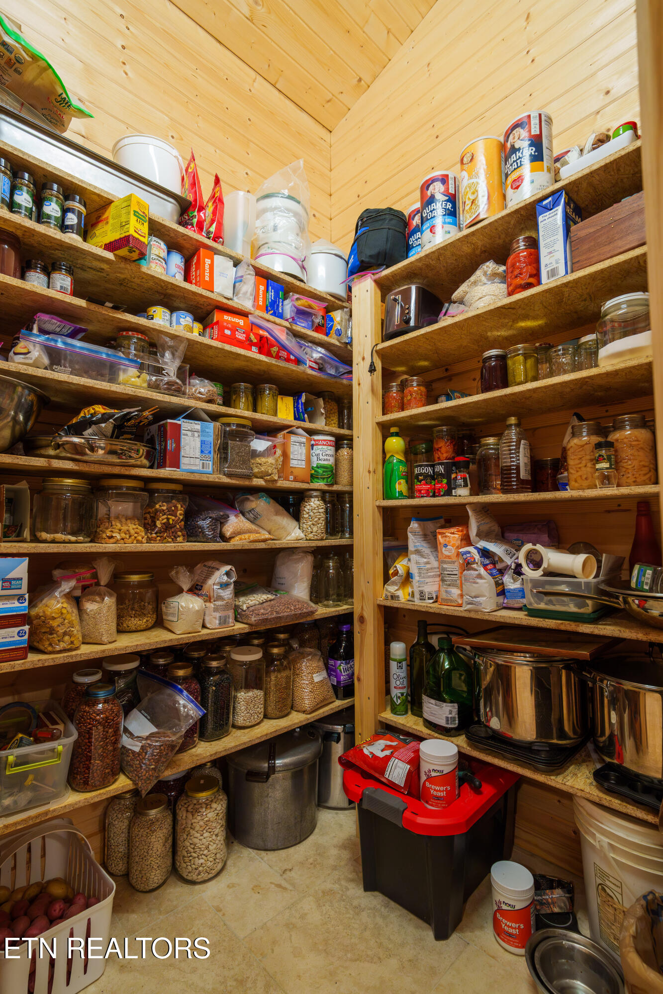 1302 Cummingsville/sparkmantown Road Doyle TN 38559