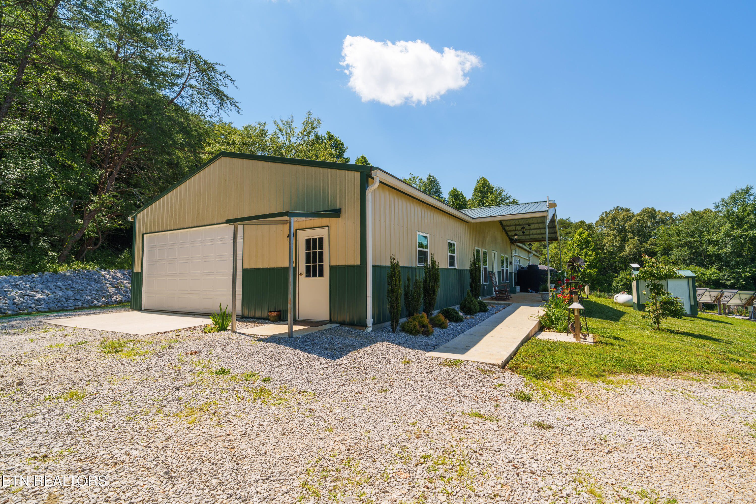 1302 Cummingsville/sparkmantown Road Doyle TN 38559