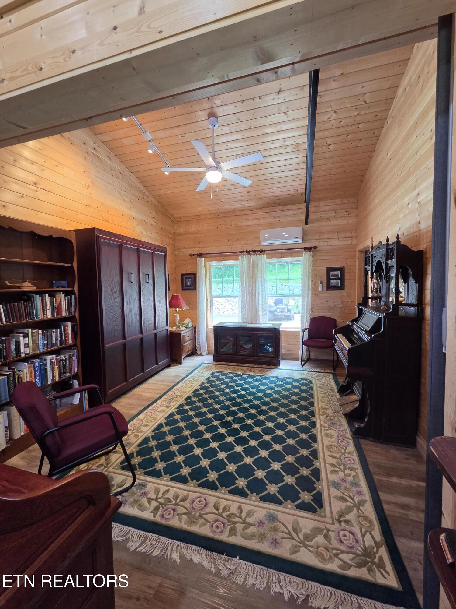 1302 Cummingsville/sparkmantown Road Doyle TN 38559