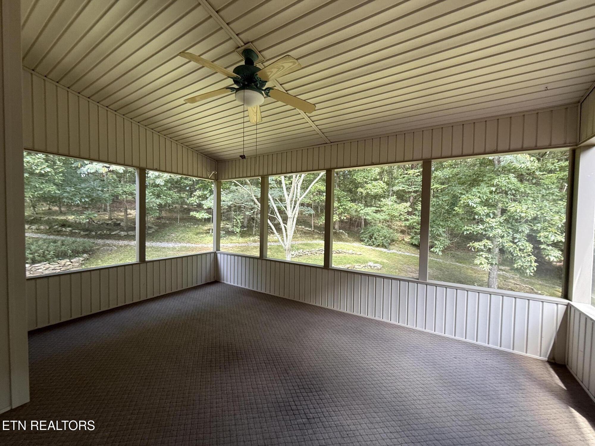 148 Fox Run Road Crossville TN 38571