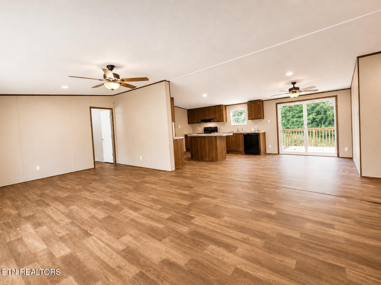 600 W 7th Avenue Lenoir City TN 37771