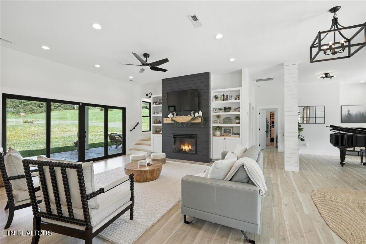 541 Hillvale Road Andersonville TN 37705