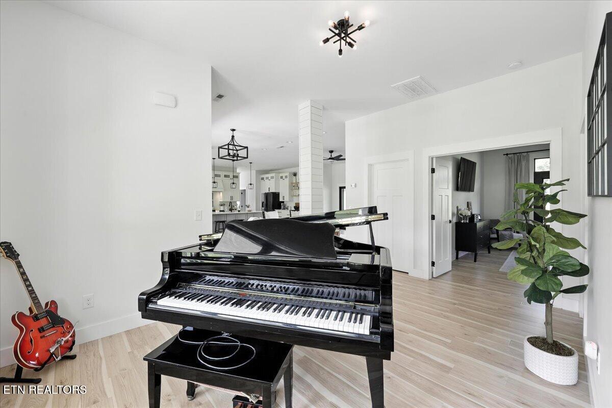 541 Hillvale Road Andersonville TN 37705