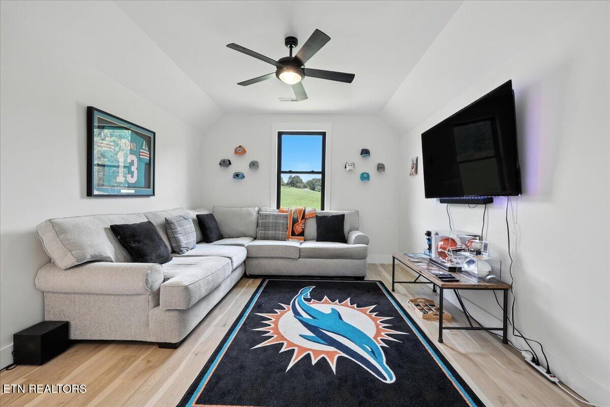 541 Hillvale Road Andersonville TN 37705
