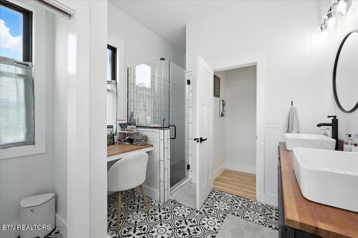 541 Hillvale Road Andersonville TN 37705