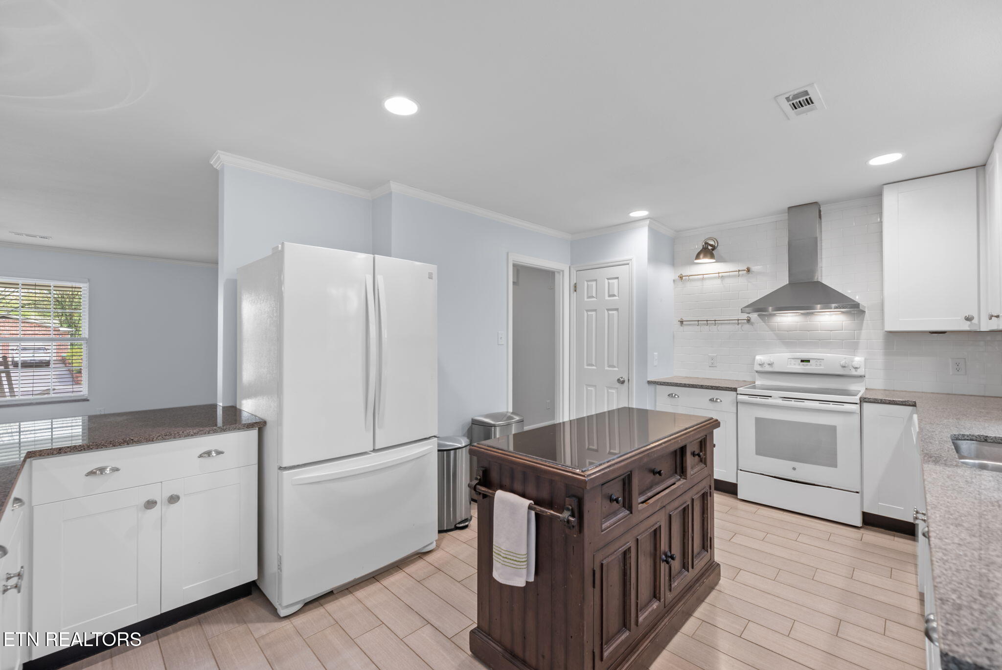 225 W Hills Road Knoxville TN 37909