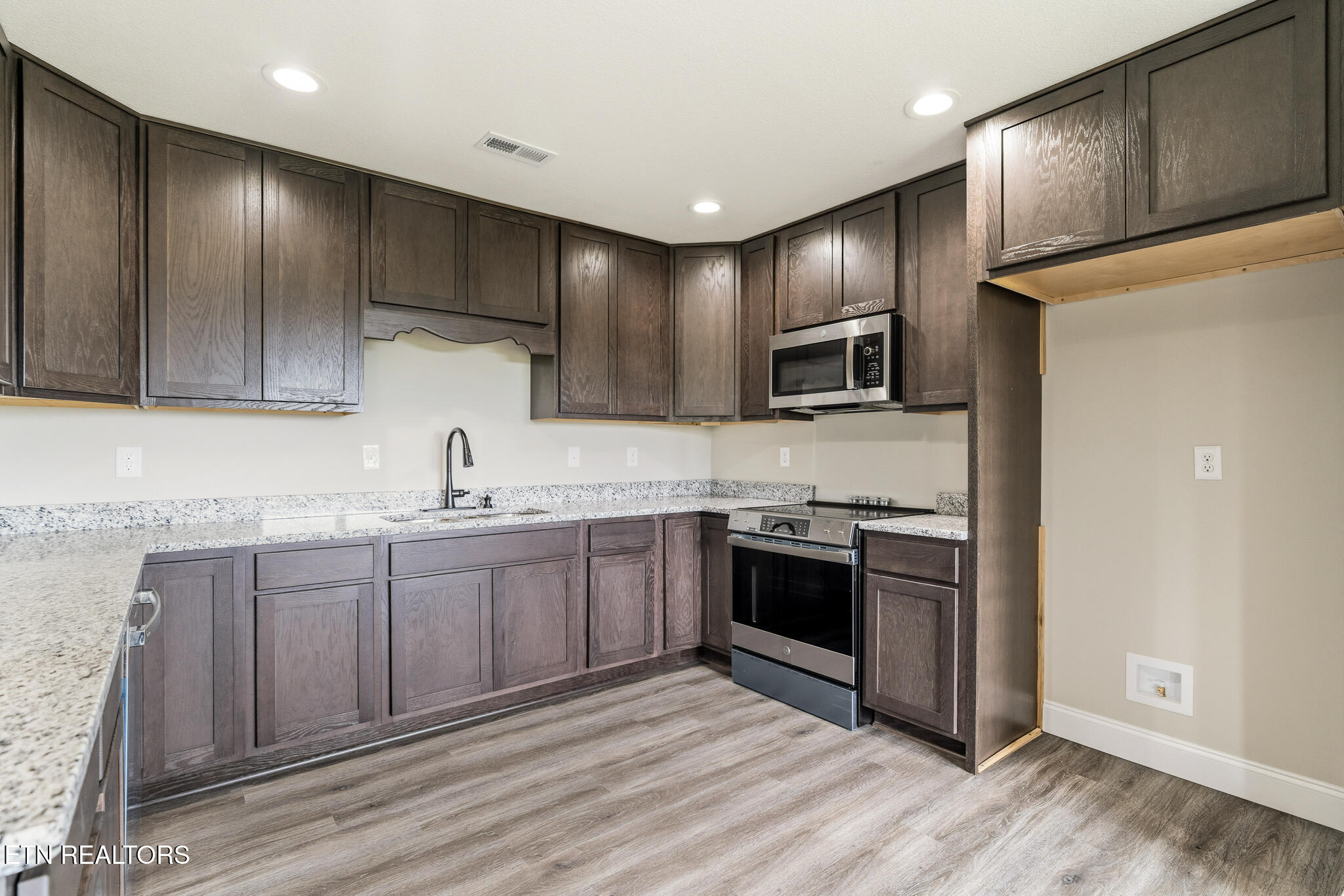 312 Cash Lane Maryville TN 37801