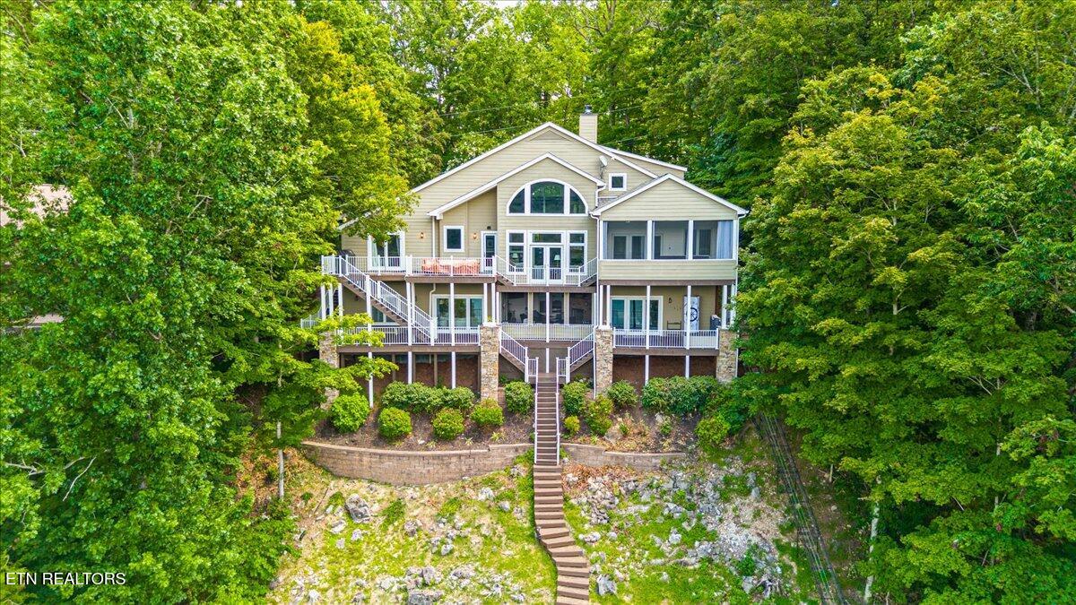 1304 N Shorewood Lane Caryville TN 37714