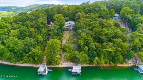 1304 N Shorewood Lane Caryville TN 37714