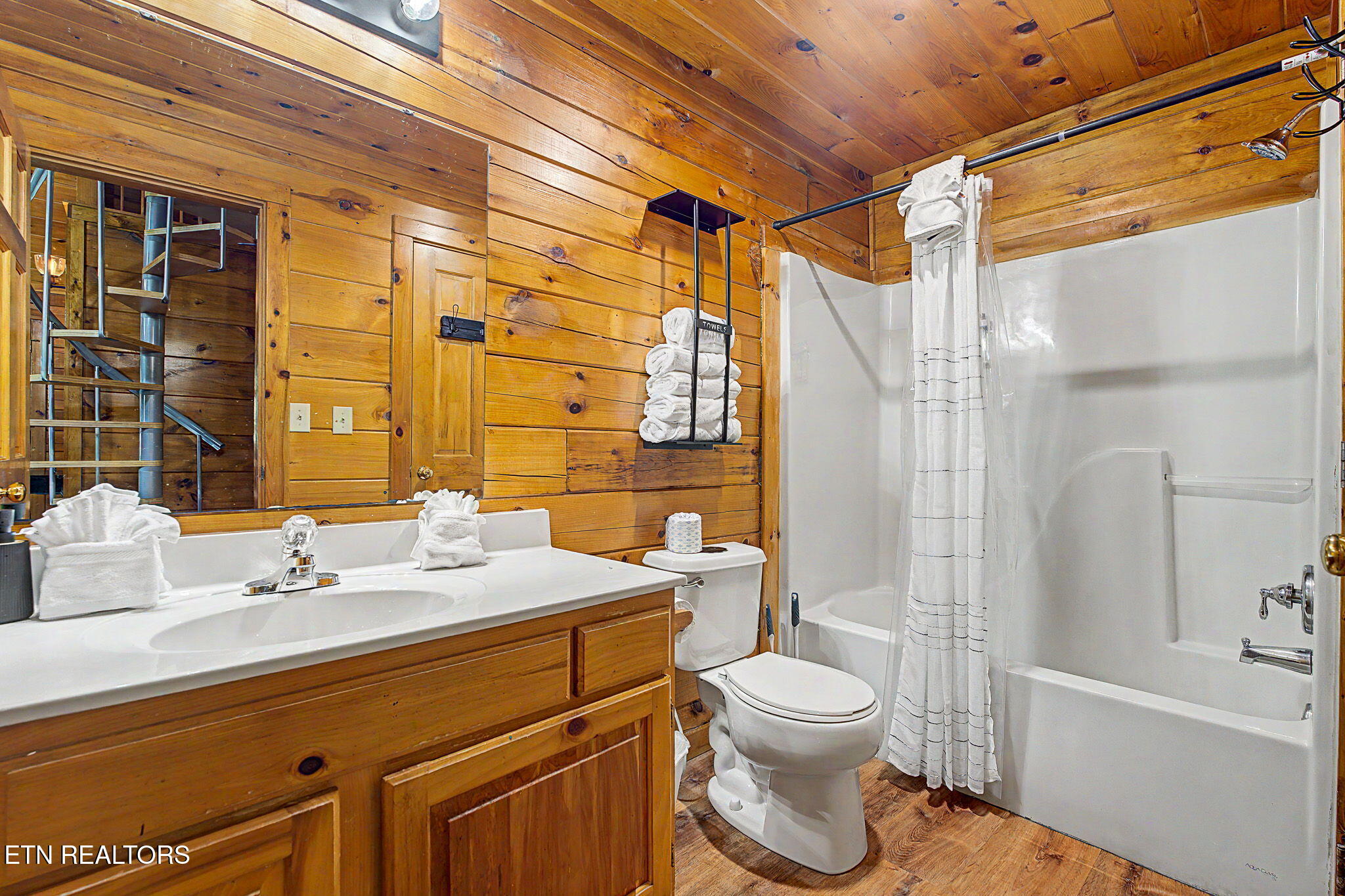 2882 Easy Street Sevierville TN 37862