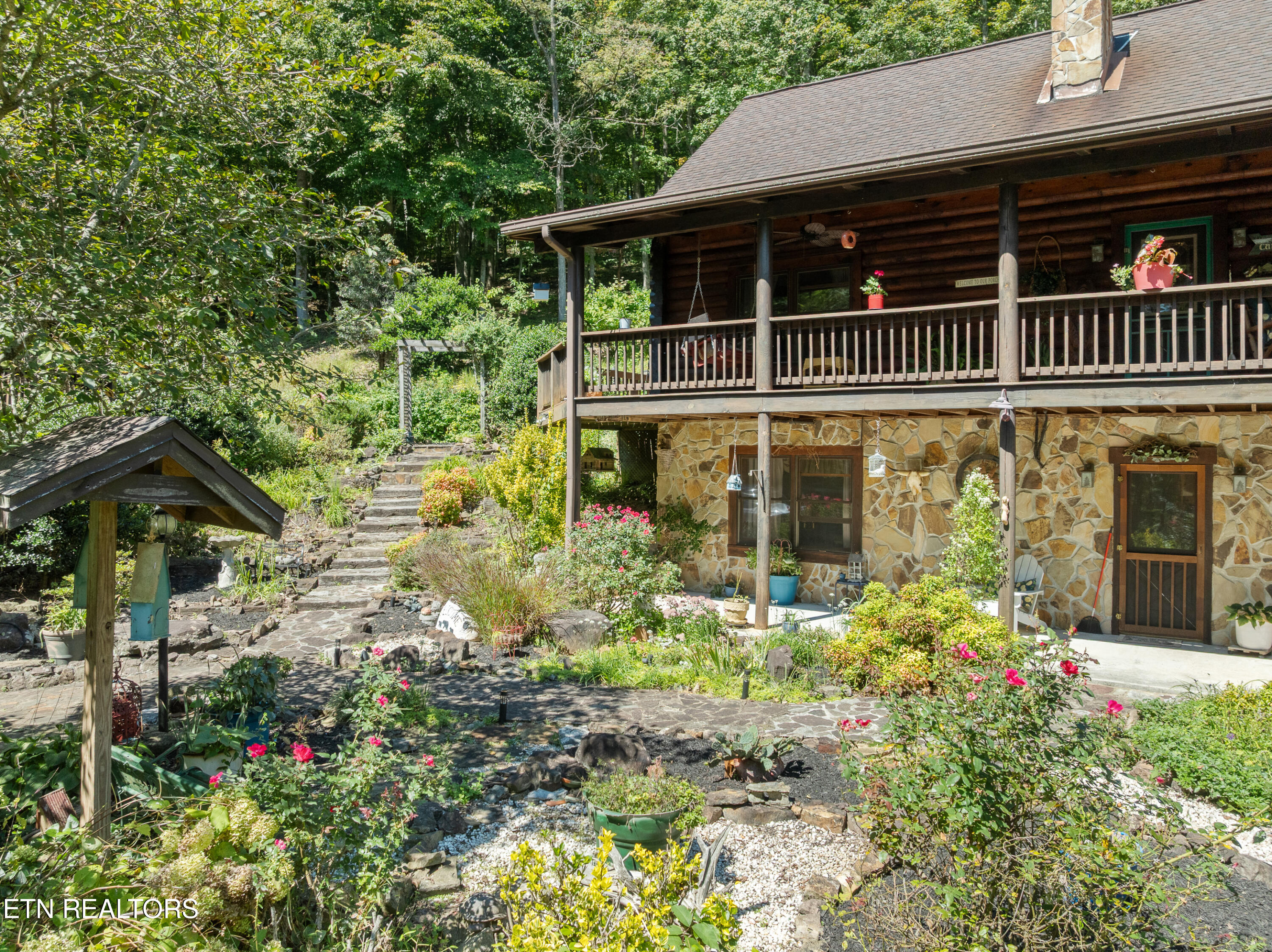1130 Lakeview Drive Sharps Chapel TN 37866