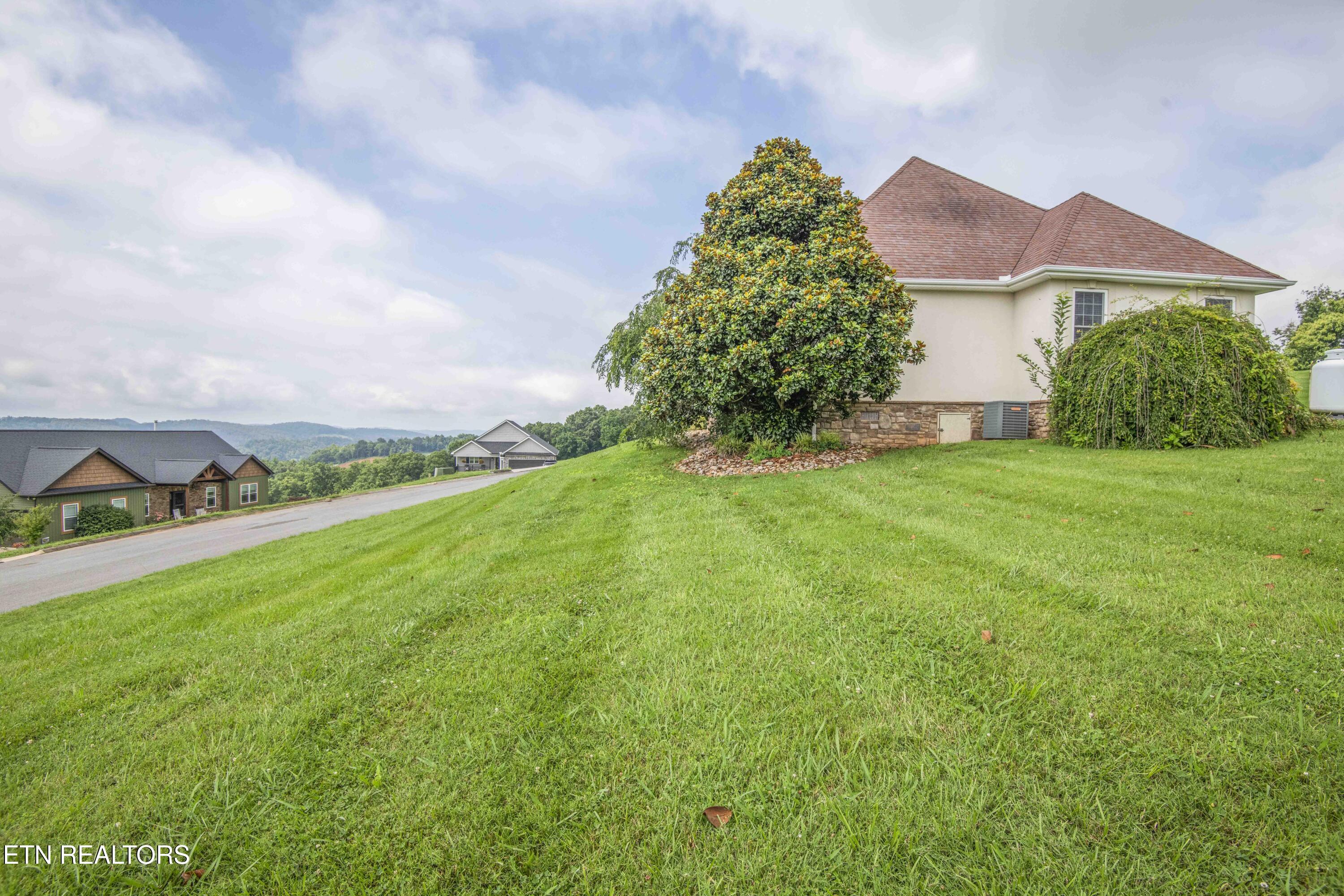 175 N Glen Road Maynardville TN 37807