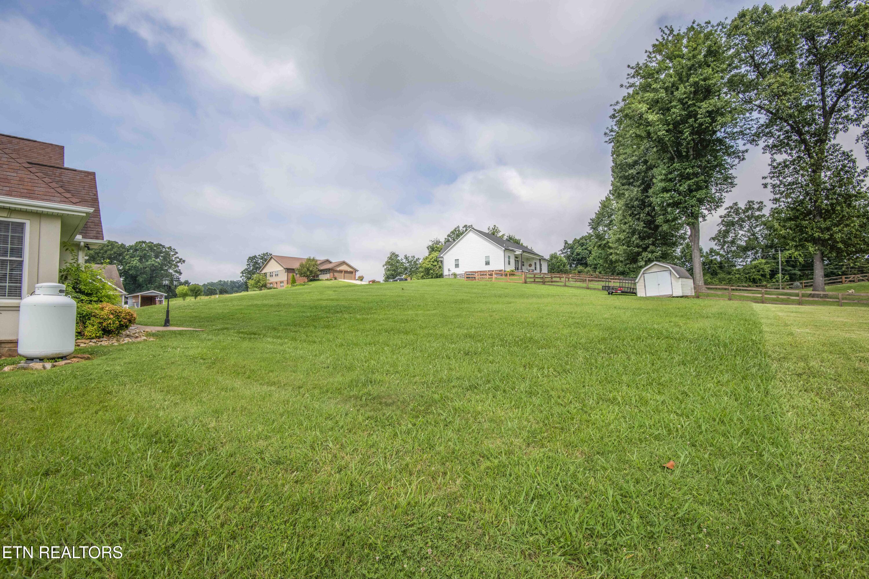 175 N Glen Road Maynardville TN 37807