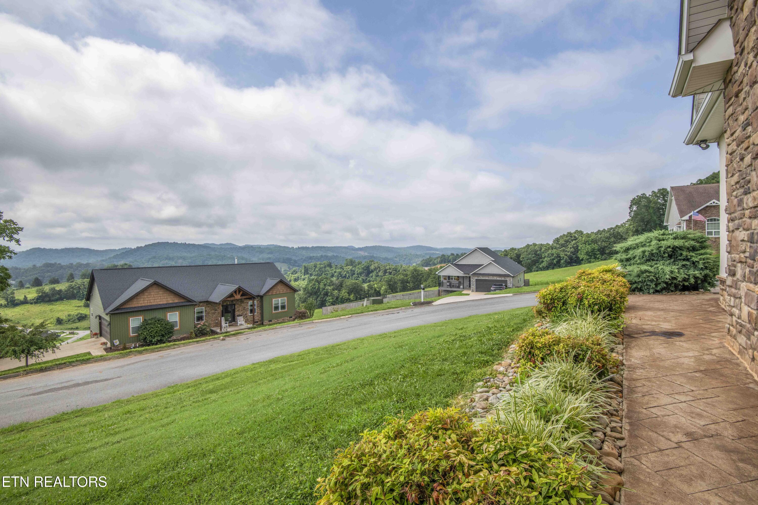 175 N Glen Road Maynardville TN 37807