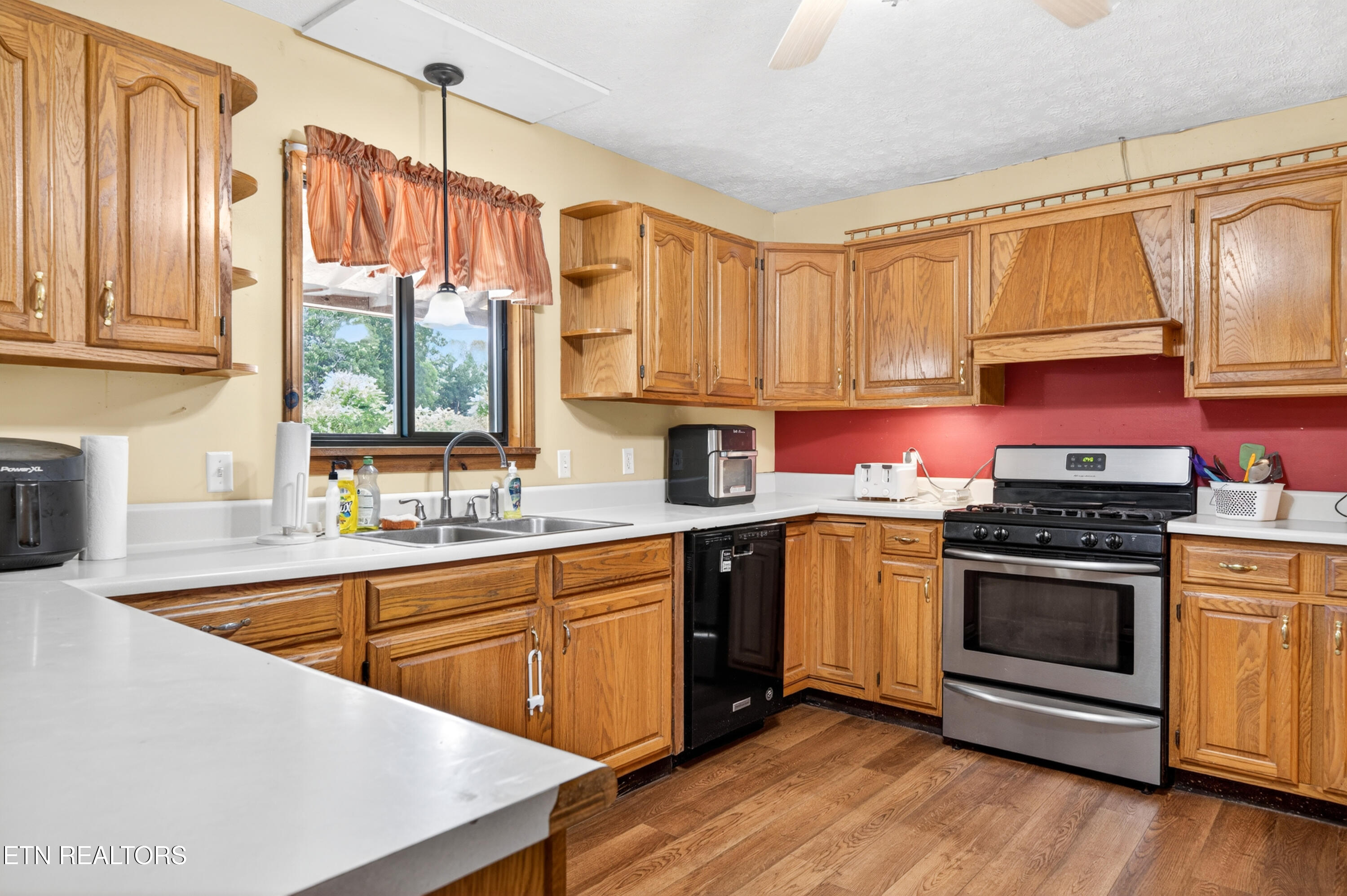 147 Bradbury Lane Crossville TN 38555