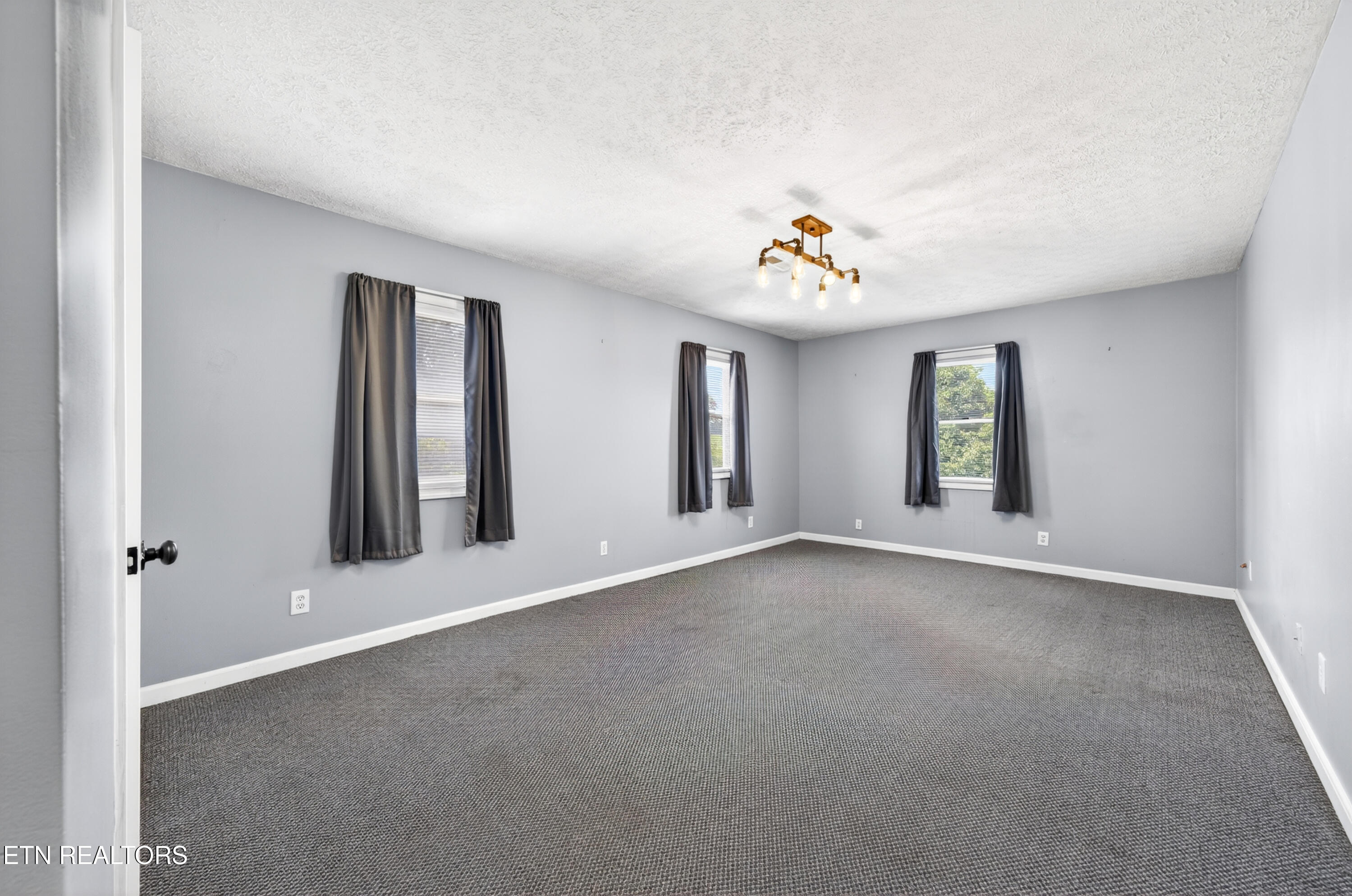 147 Bradbury Lane Crossville TN 38555