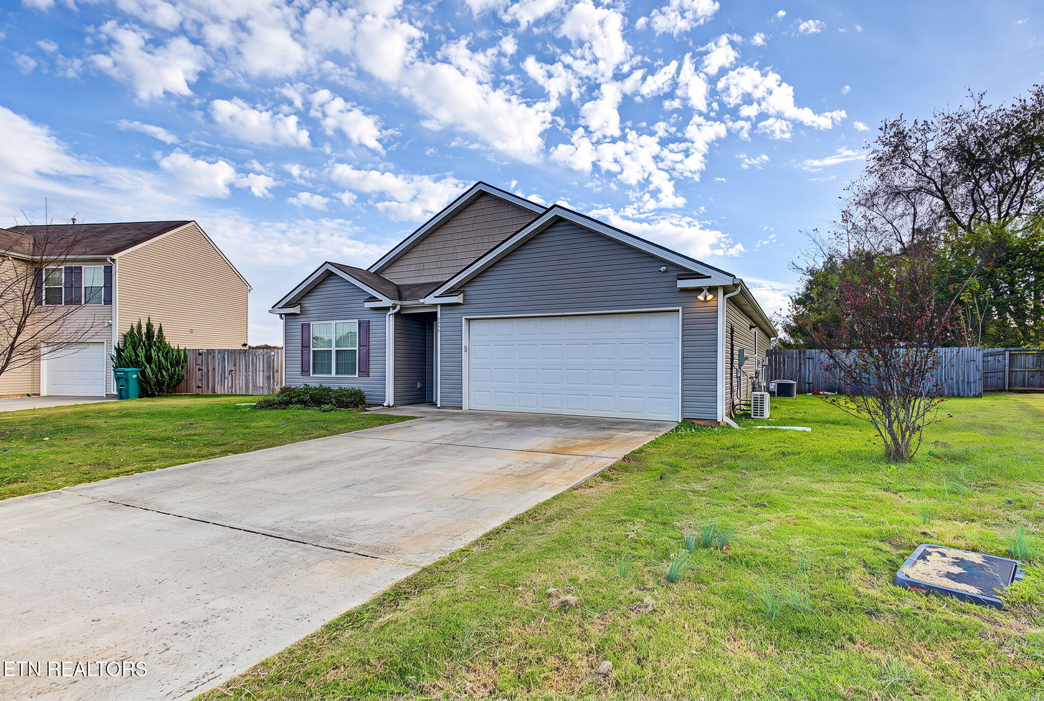 2569 Cottonwood Drive Sevierville TN 37876