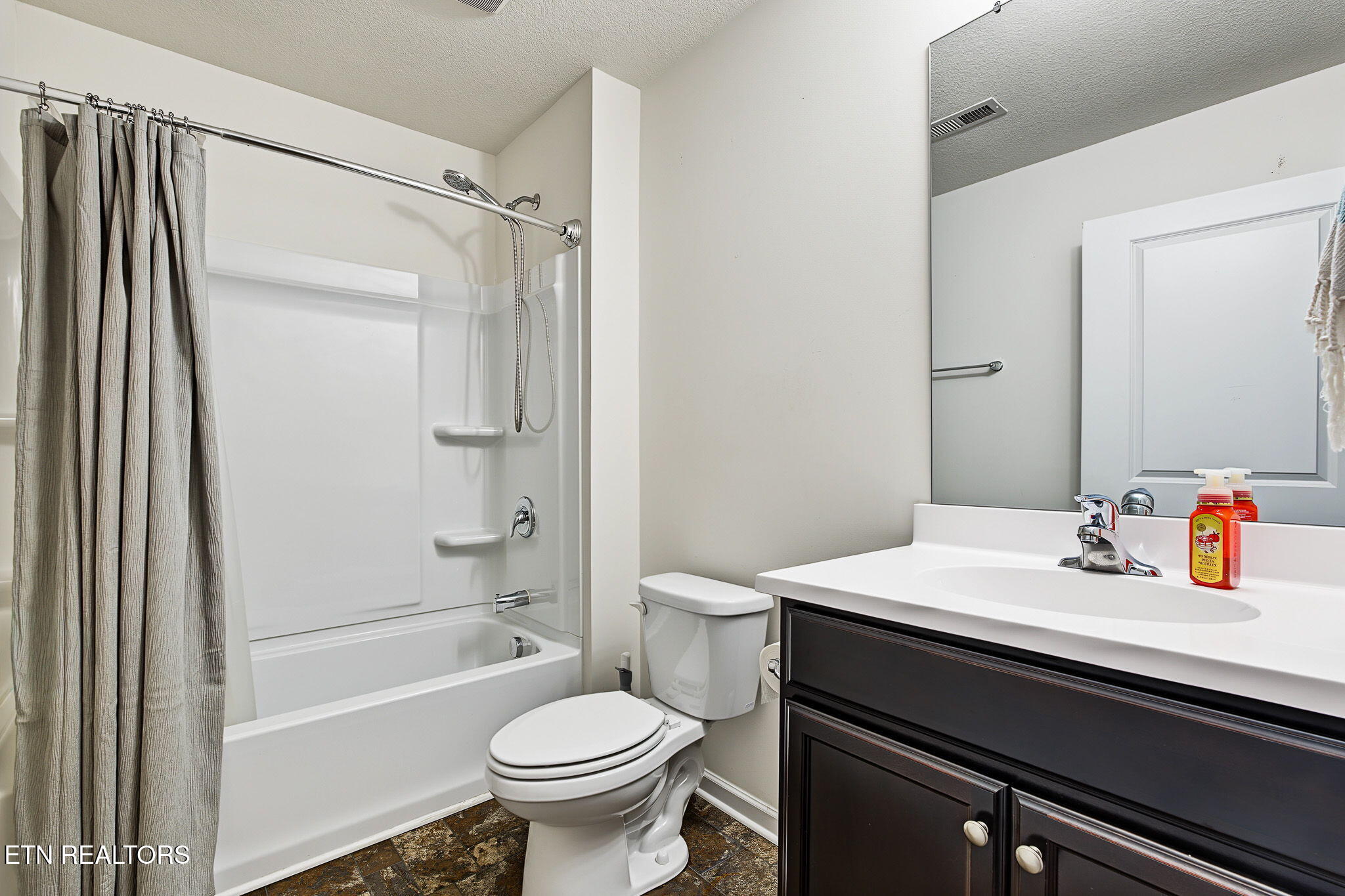 2569 Cottonwood Drive Sevierville TN 37876