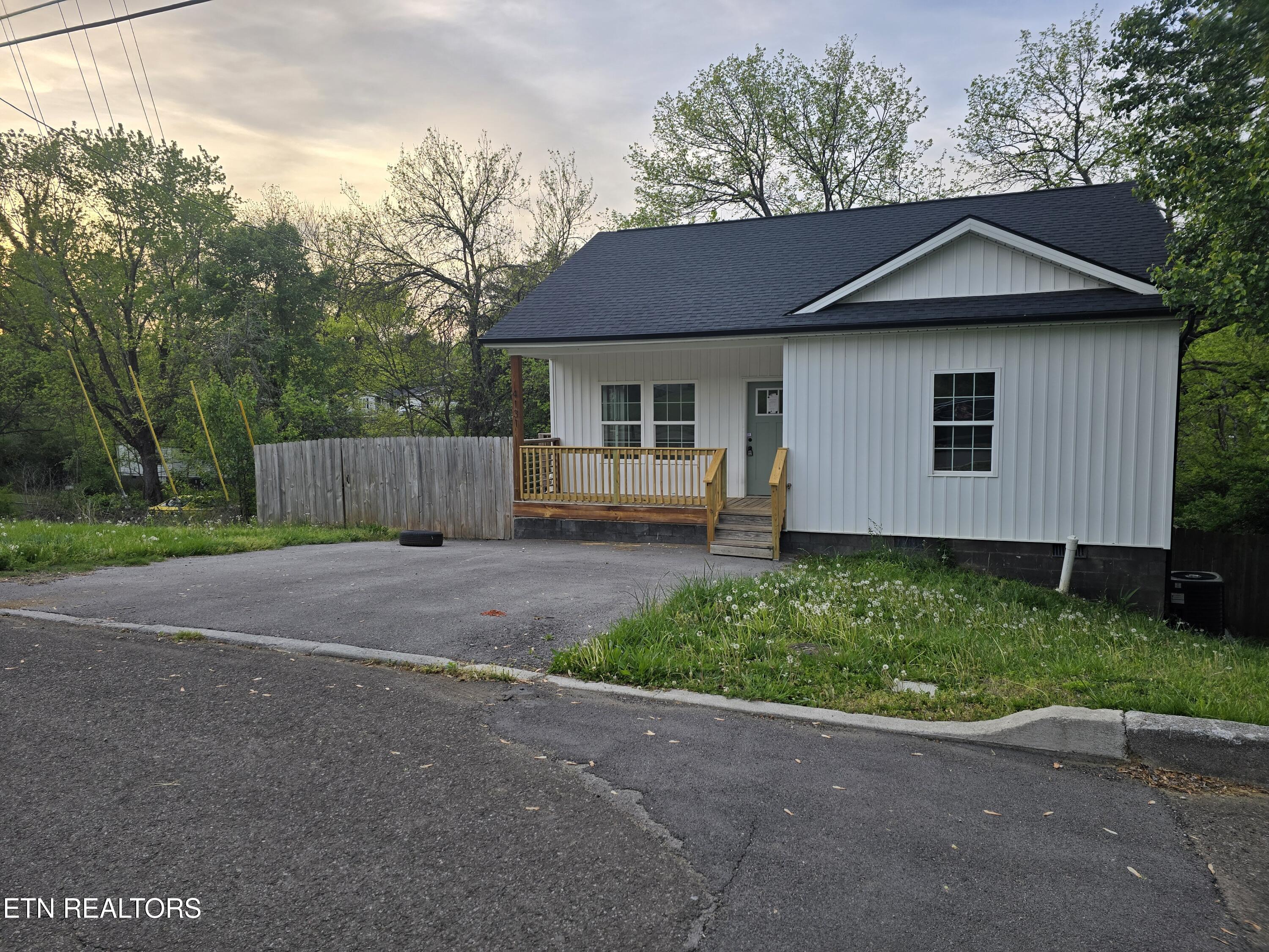 4131 Ivy Avenue Knoxville TN 37914