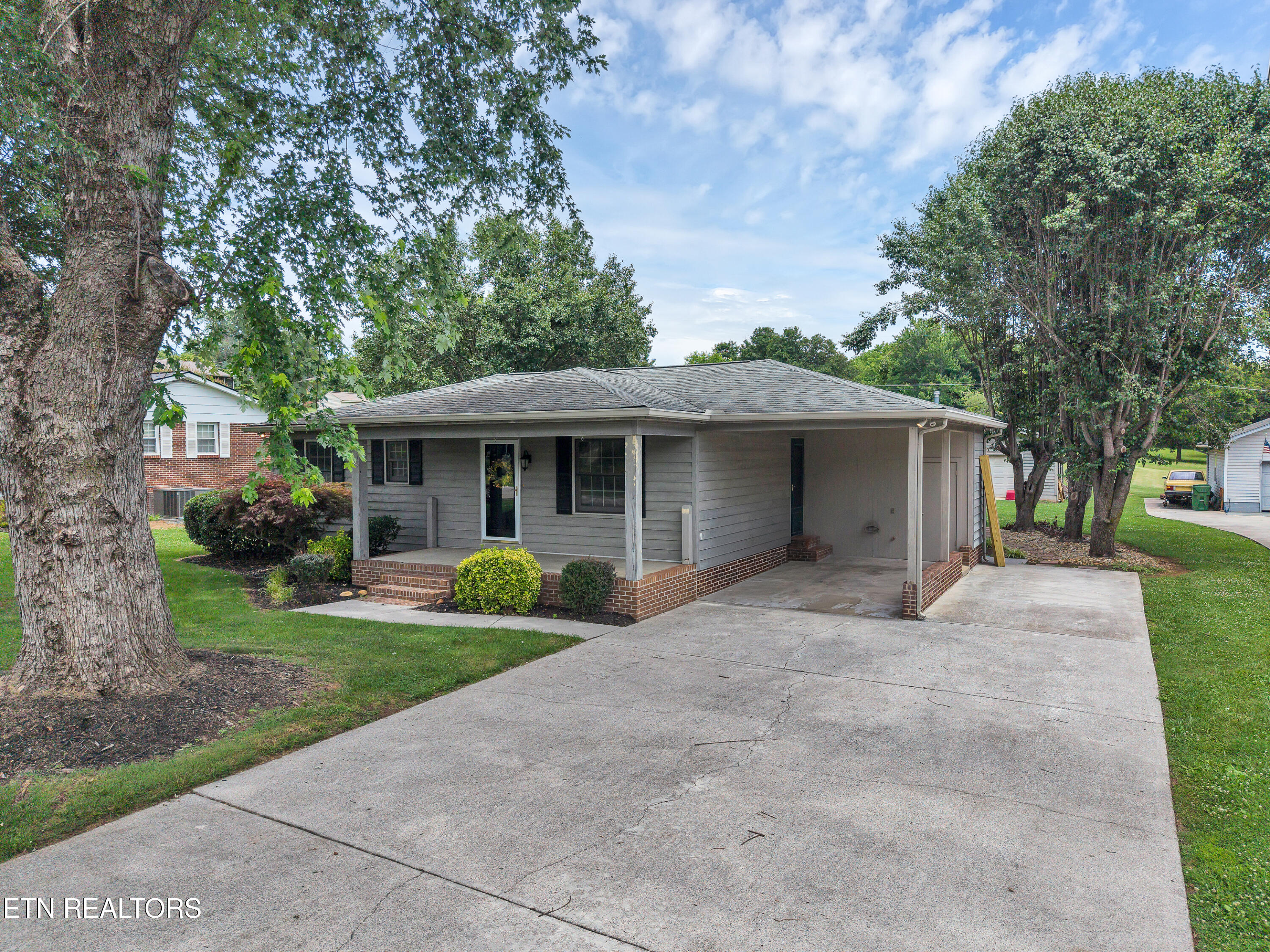 310 Barbara Lane Maryville TN 37803