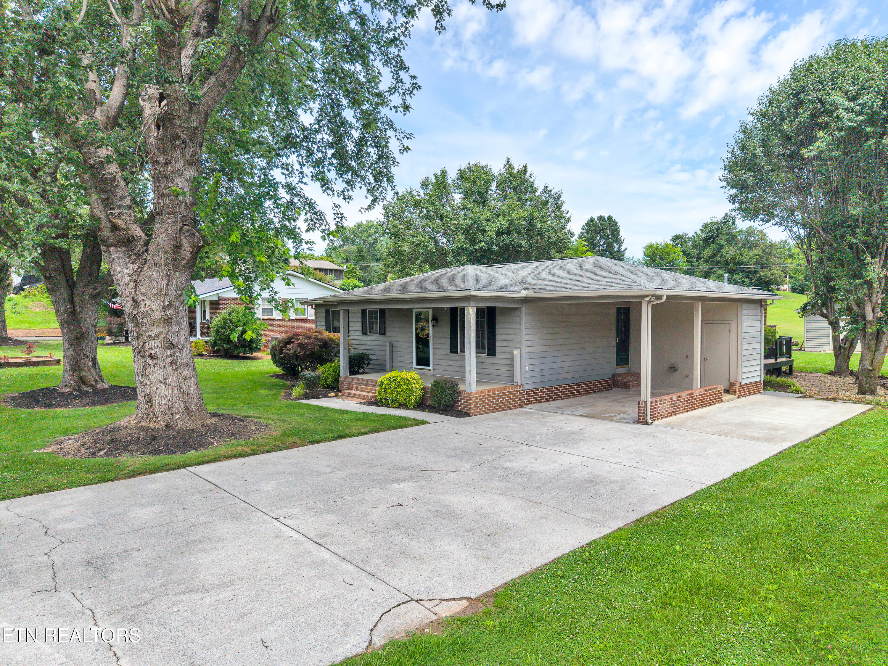 310 Barbara Lane Maryville TN 37803