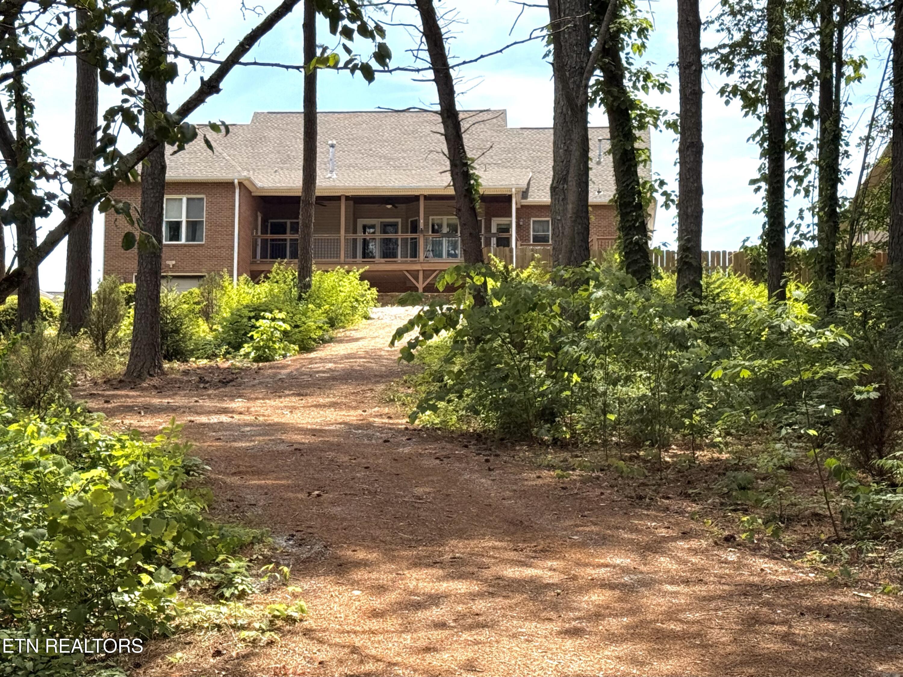 190 Pointe Summit Drive Greenback TN 37742