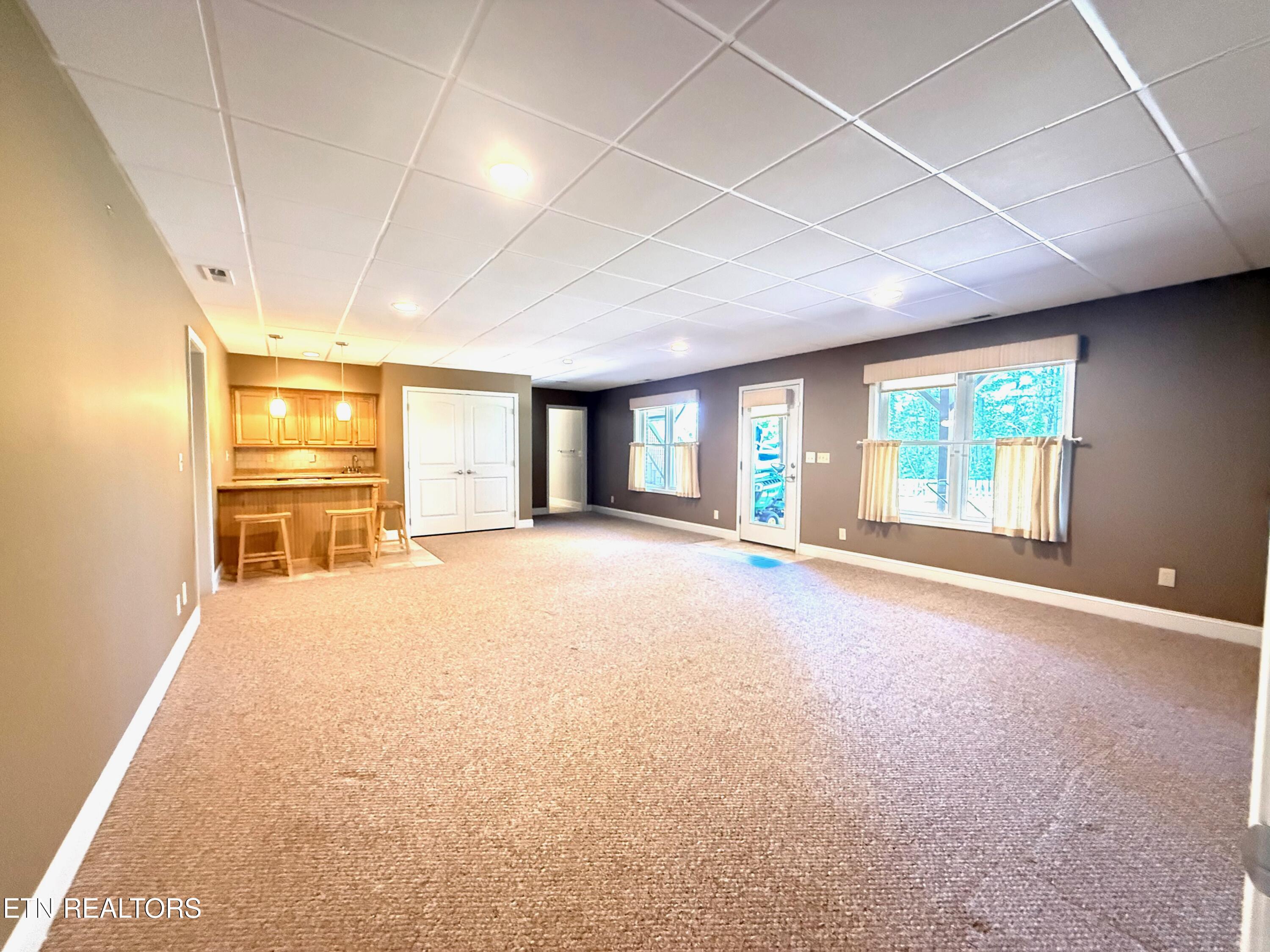 190 Pointe Summit Drive Greenback TN 37742