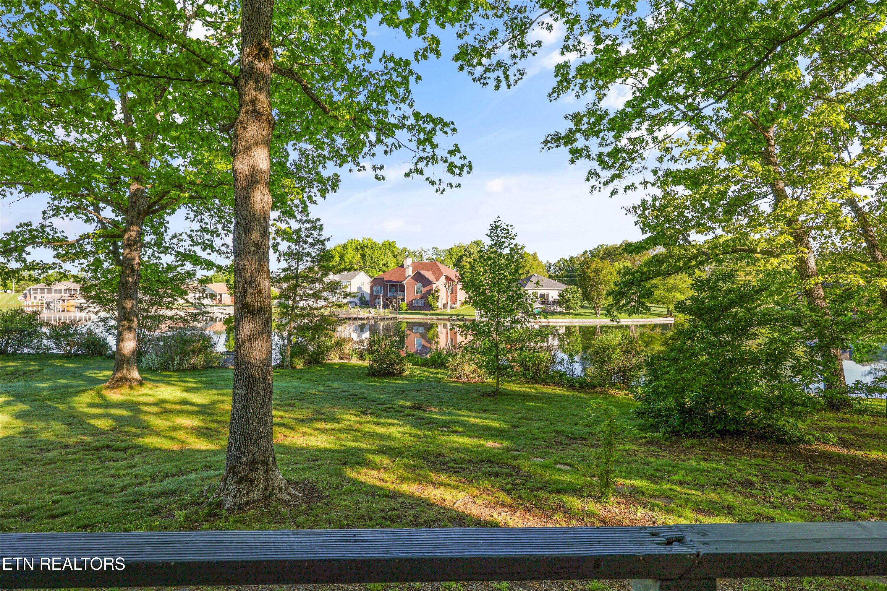 2024 Cravens Drive Crossville TN 38572