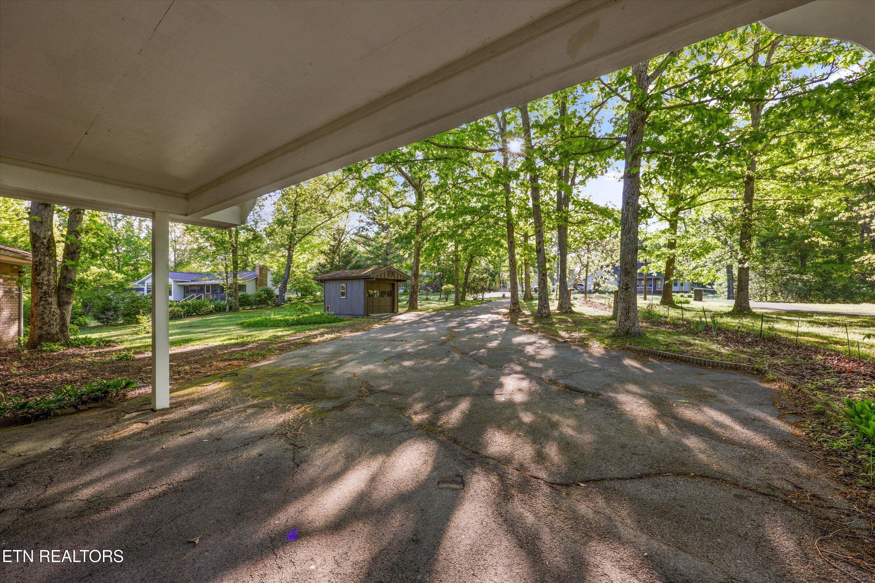 2024 Cravens Drive Crossville TN 38572