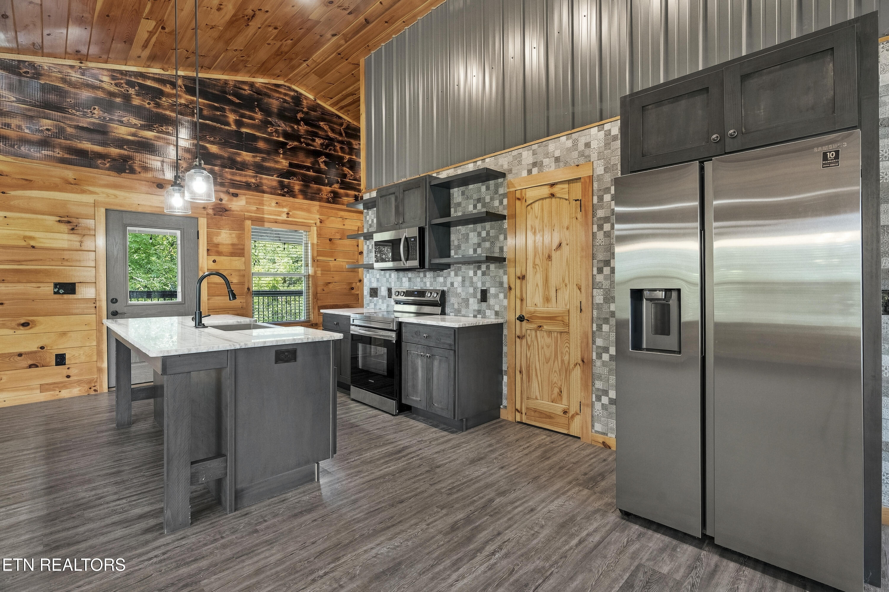 353 Oak Lake Drive Sevierville TN 37876