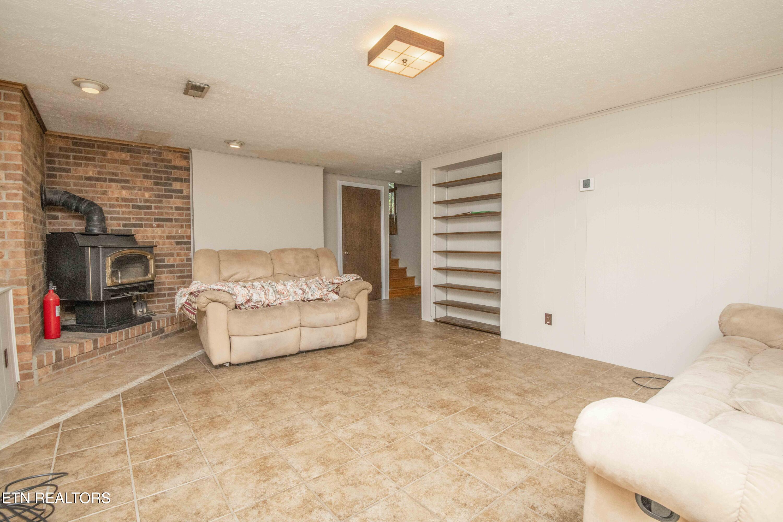 120 West Lane Powell TN 37849