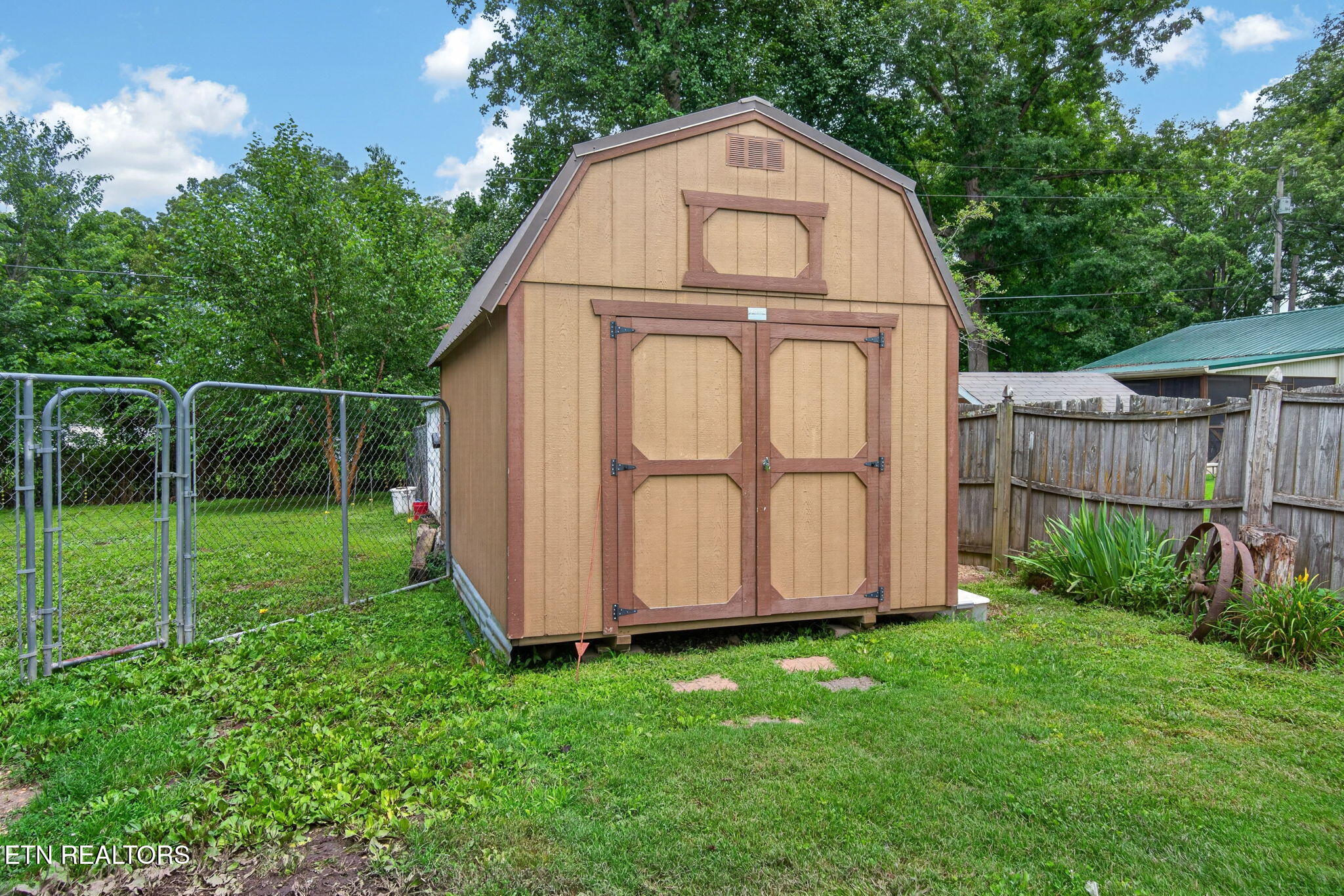 3690 Shady Oak Circle Cookeville TN 38501