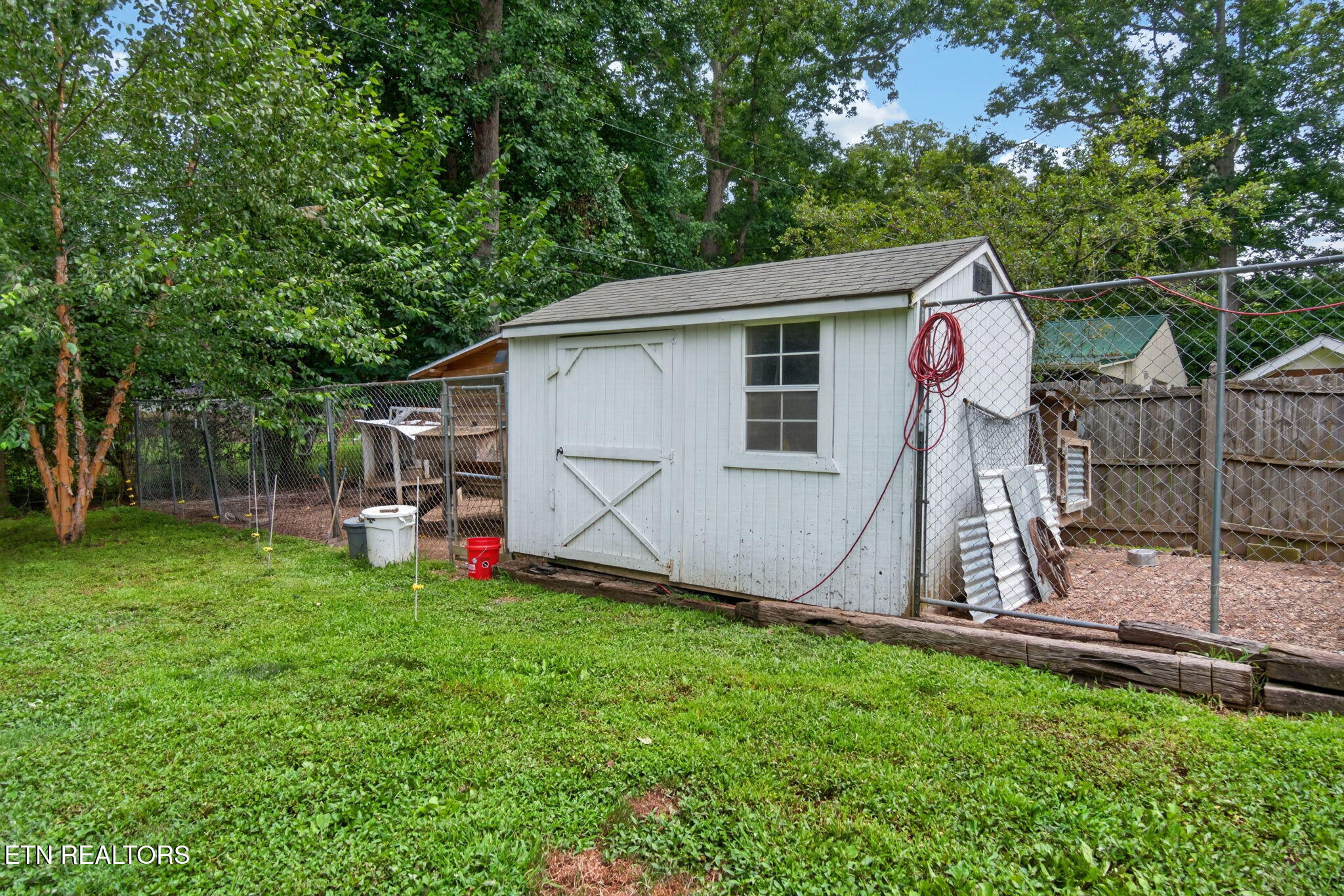 3690 Shady Oak Circle Cookeville TN 38501