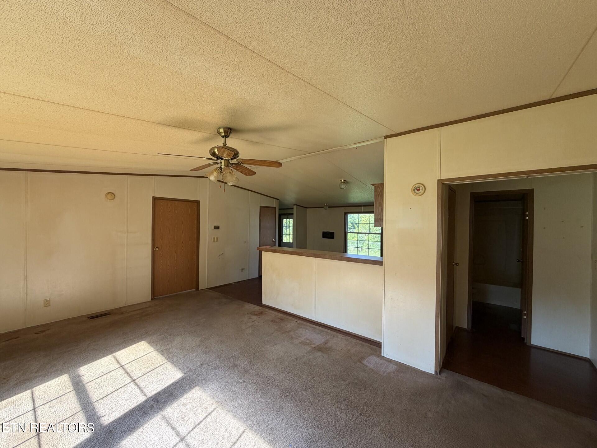 11033 Highway 68 Grandview TN 37337