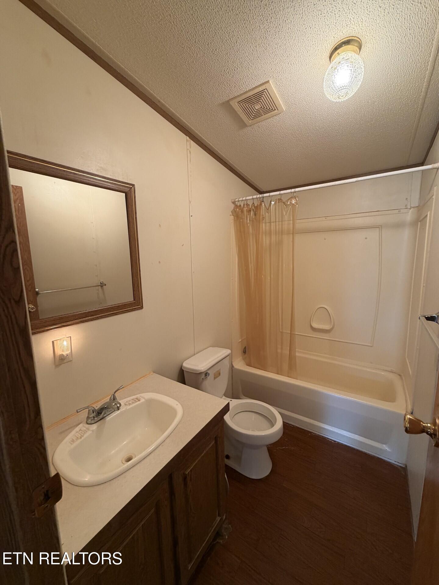 11033 Highway 68 Grandview TN 37337
