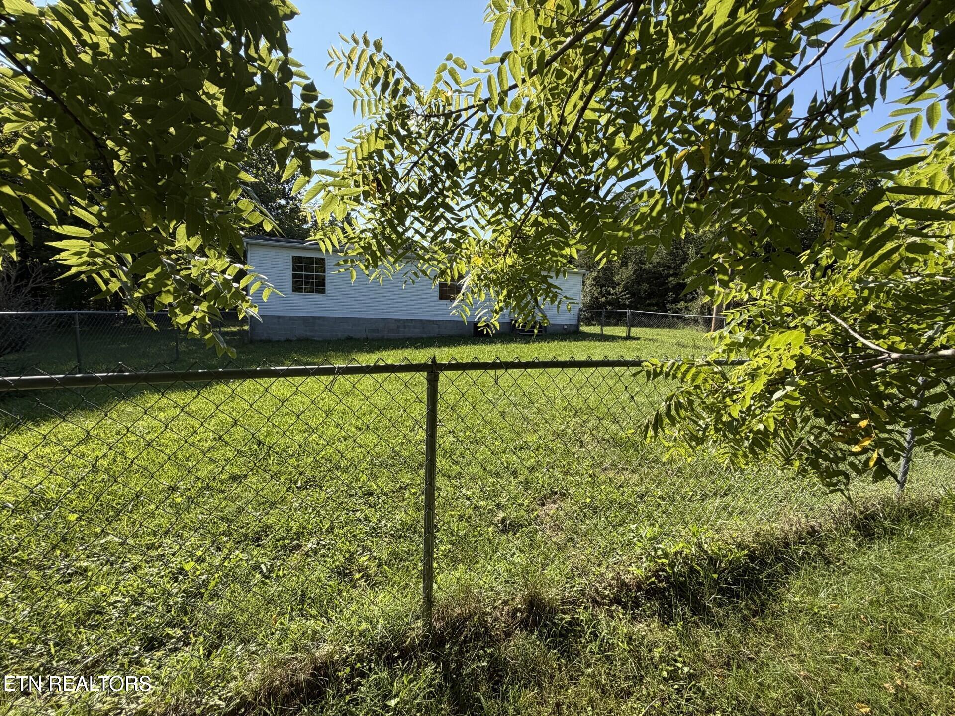 11033 Highway 68 Grandview TN 37337
